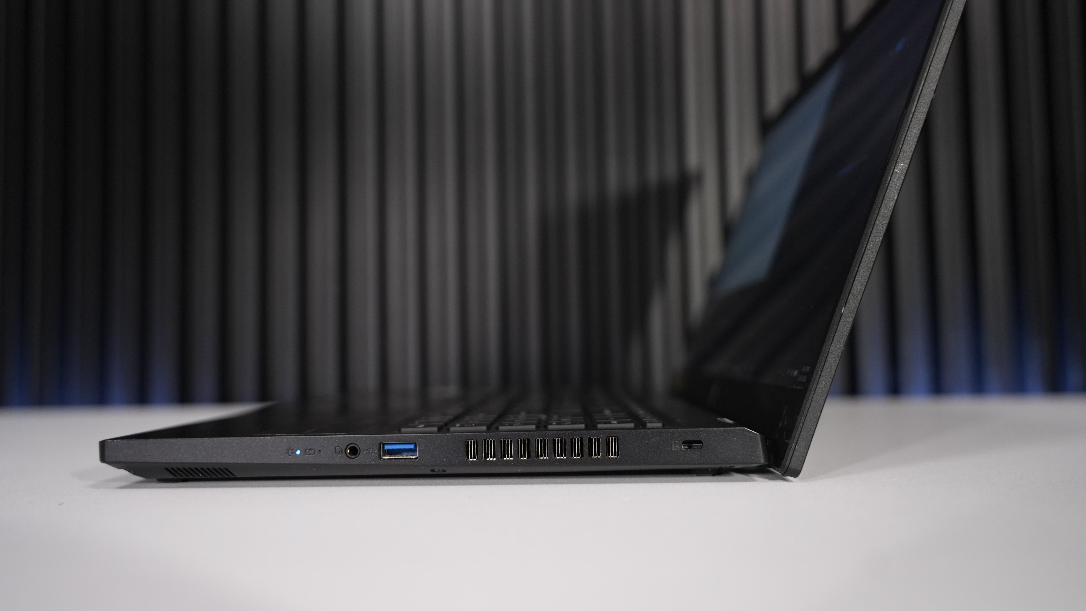 Intel i5 13420H + RTX 4050 Gaming Laptop