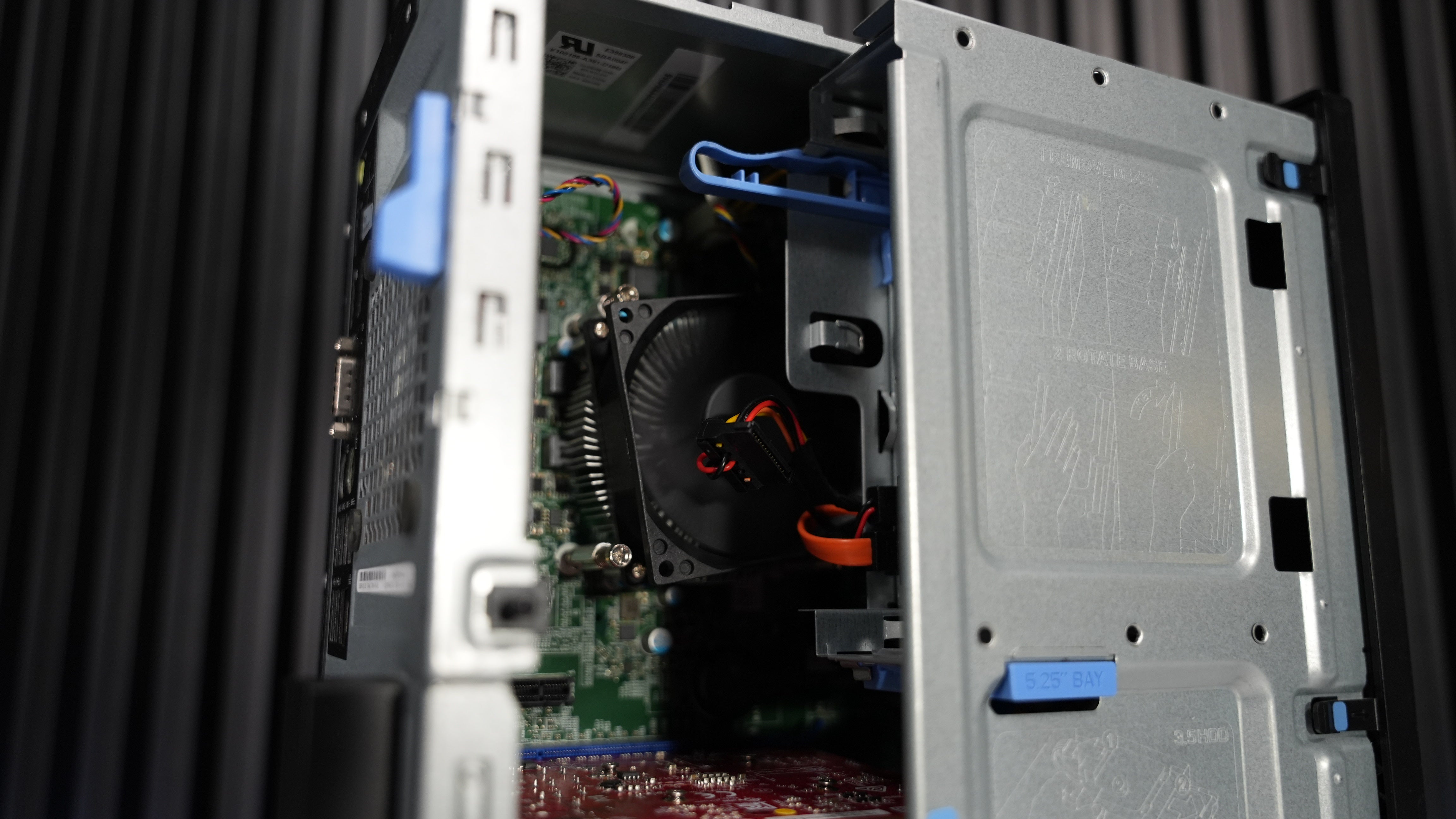 Intel i7 6700 + RX 460 2GB Budget PC