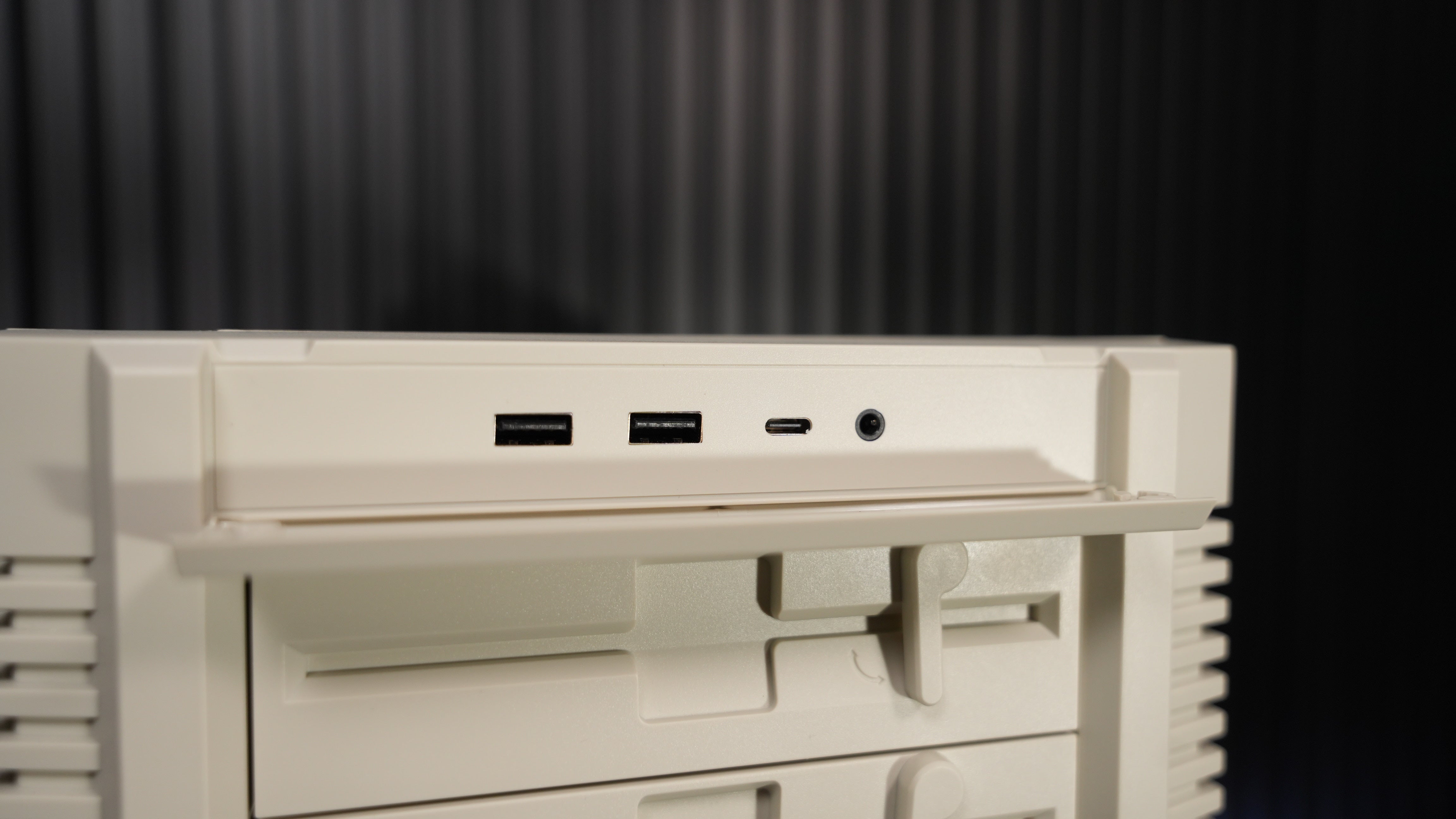 Intel Ultra 7 265K + RTX 5070 Gaming/Streaming PC