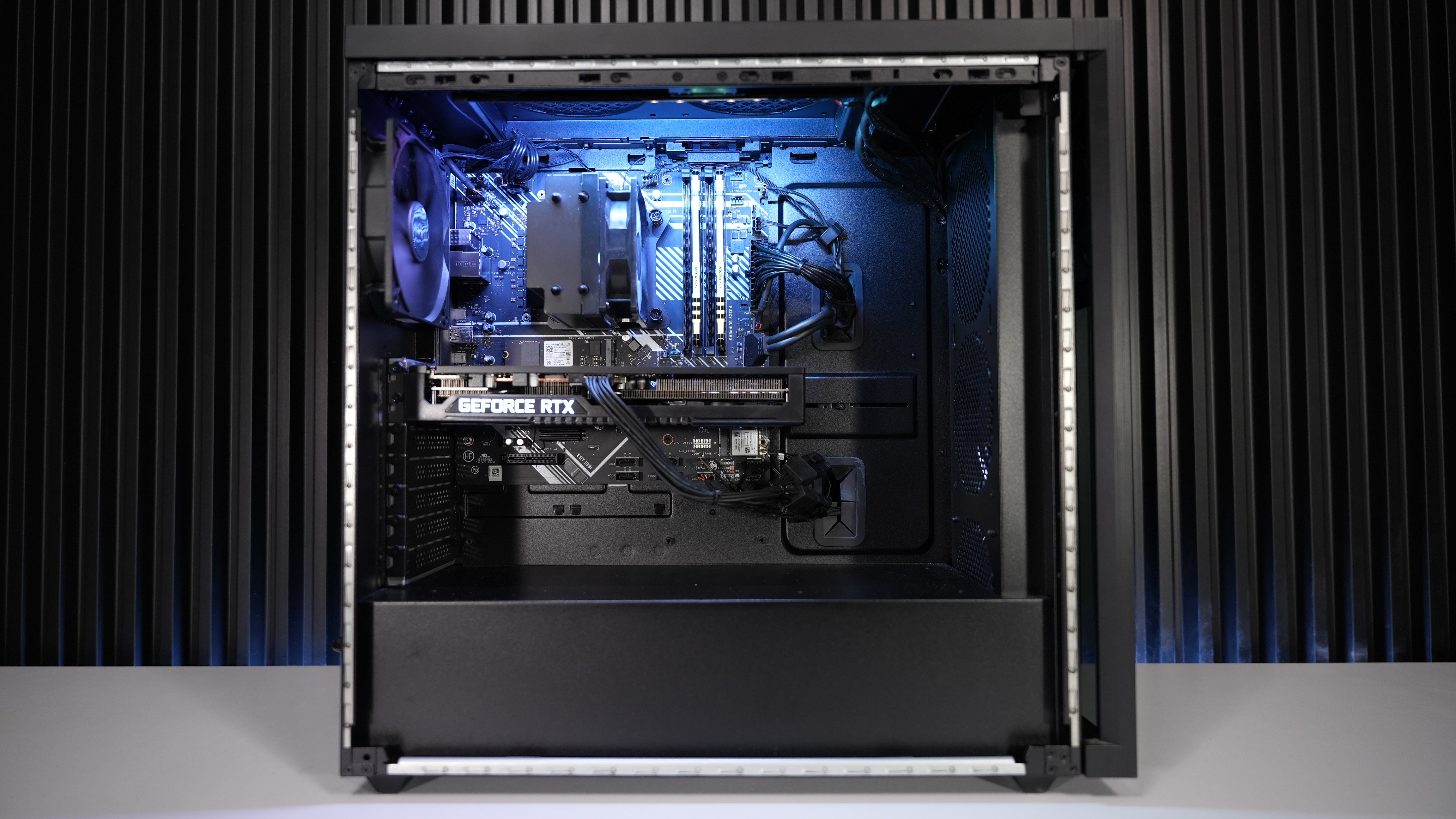 Ryzen 7 5700G + RTX 3070 Gaming PC