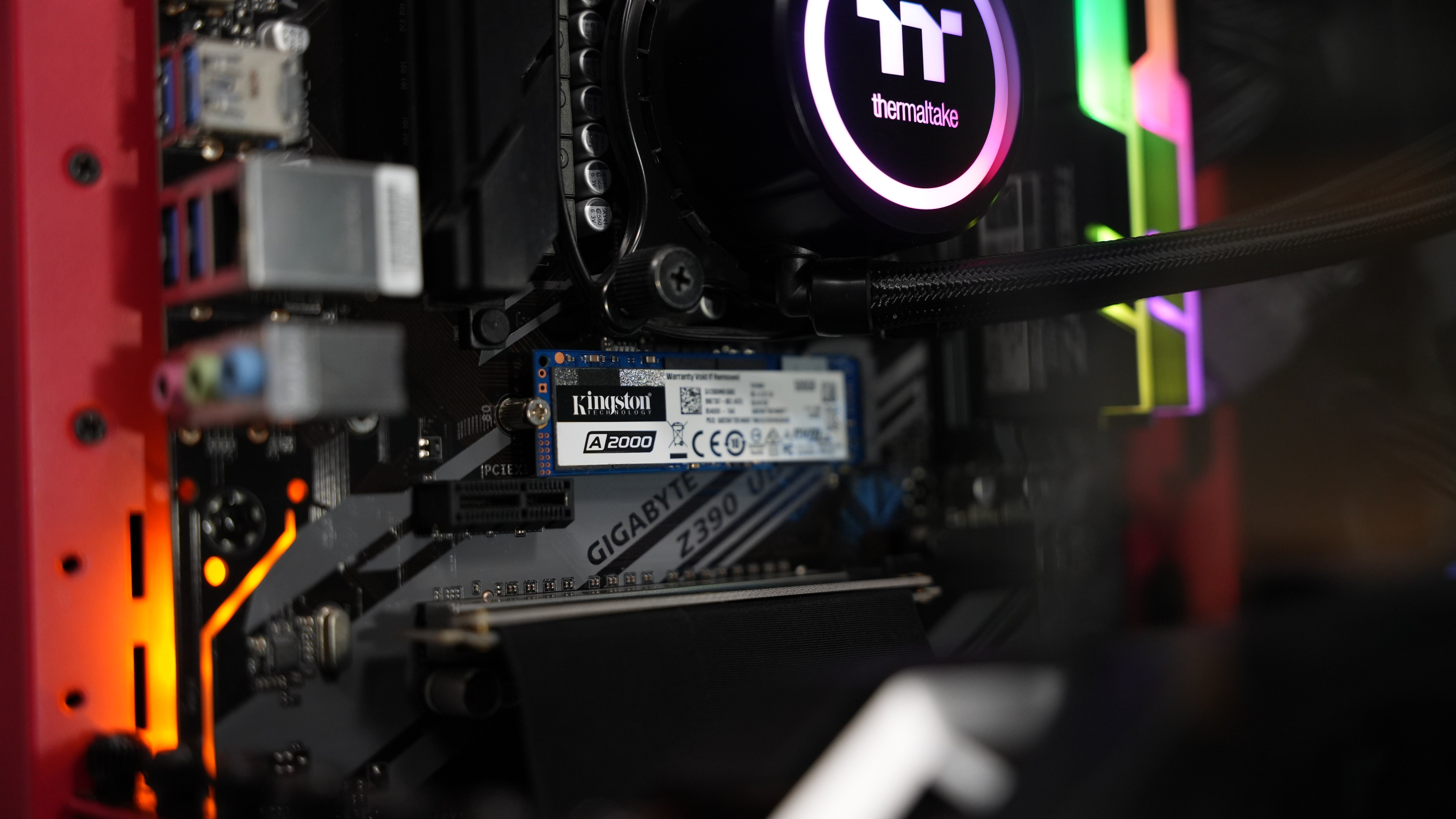 Intel i7 9700 + RX 5700XT Gaming PC