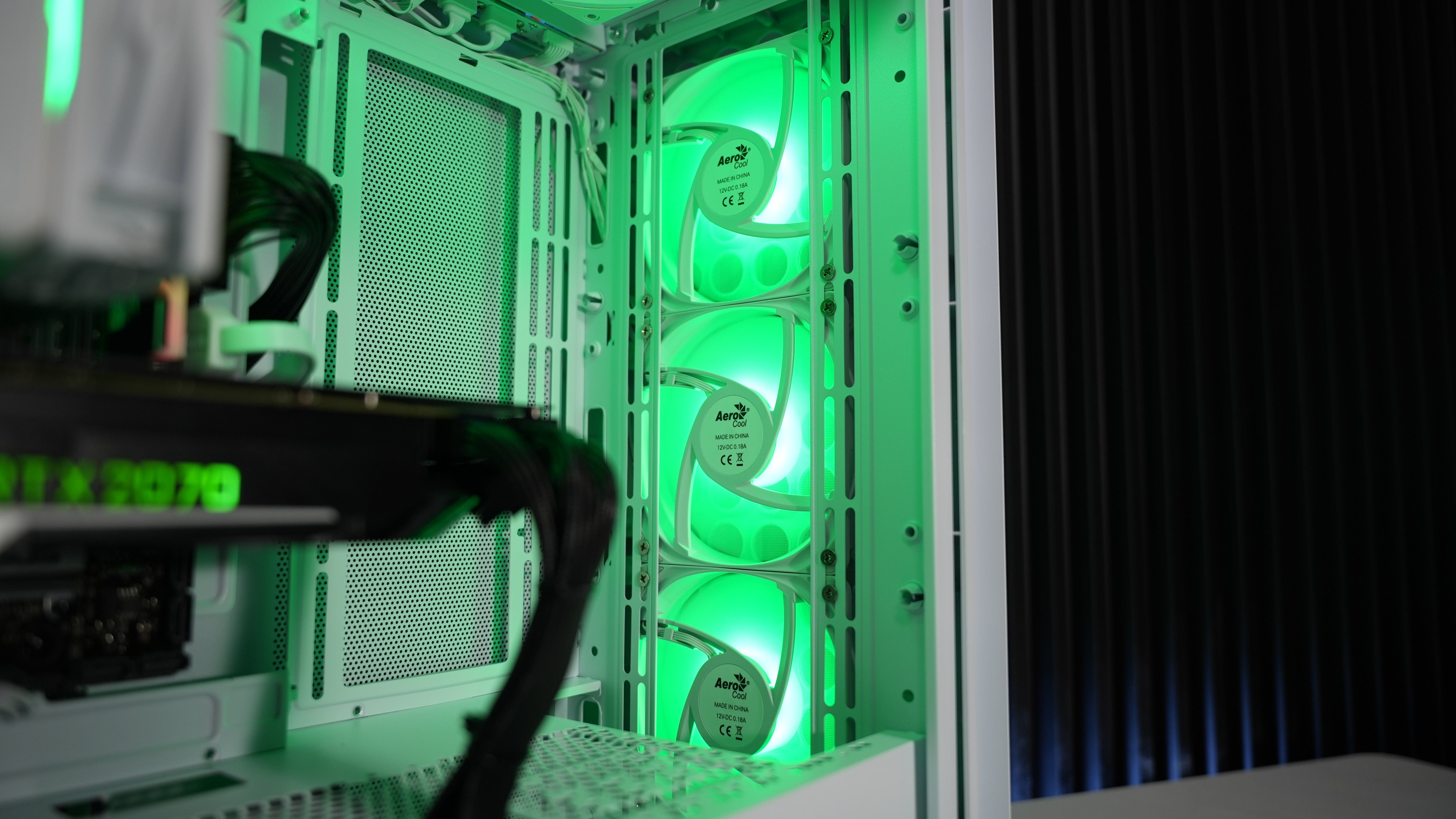 Intel i7 9700T + RTX 2070 Gaming PC