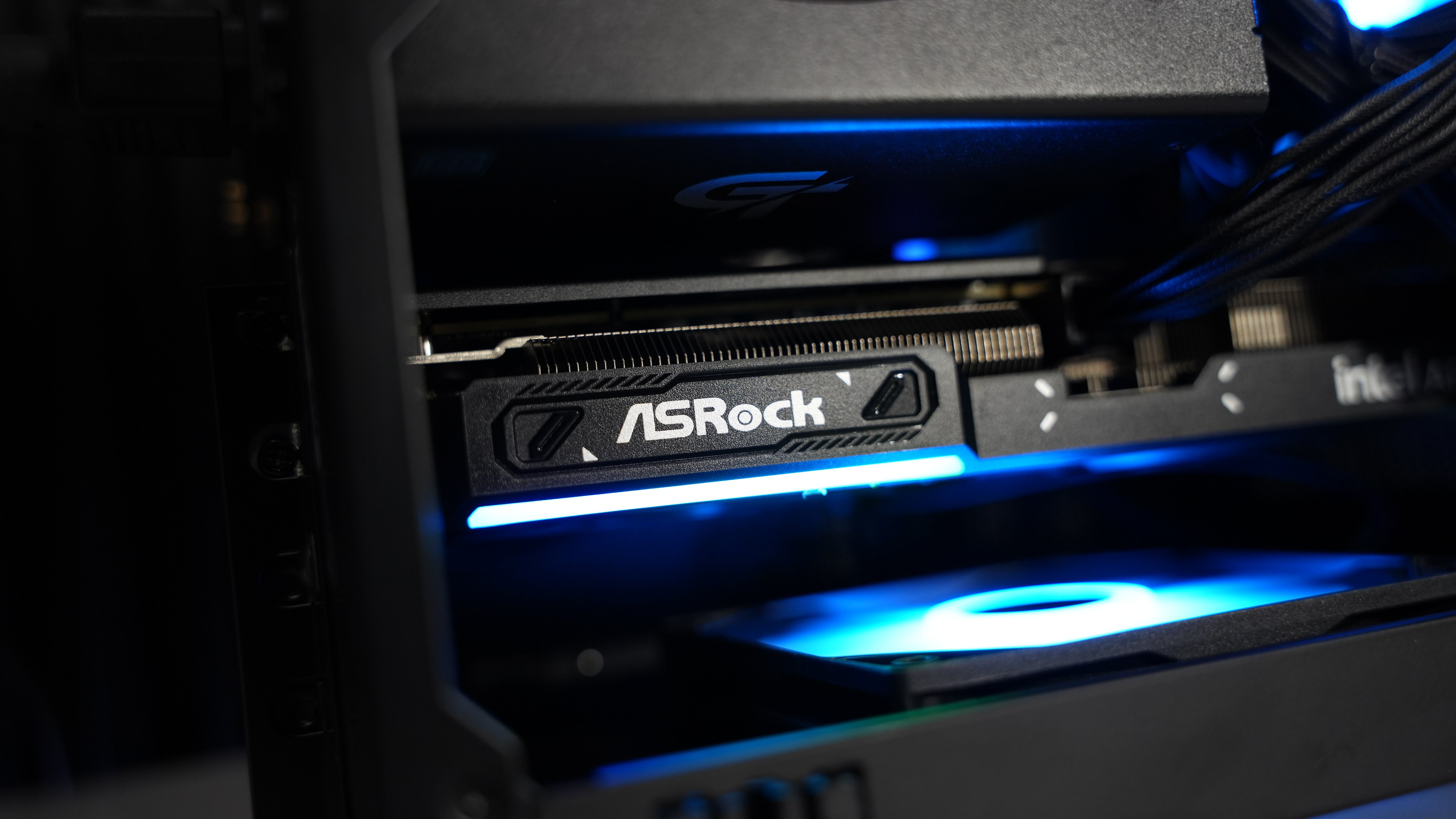 Intel Ultra 5 225F + Intel Arc B580 Gaming PC