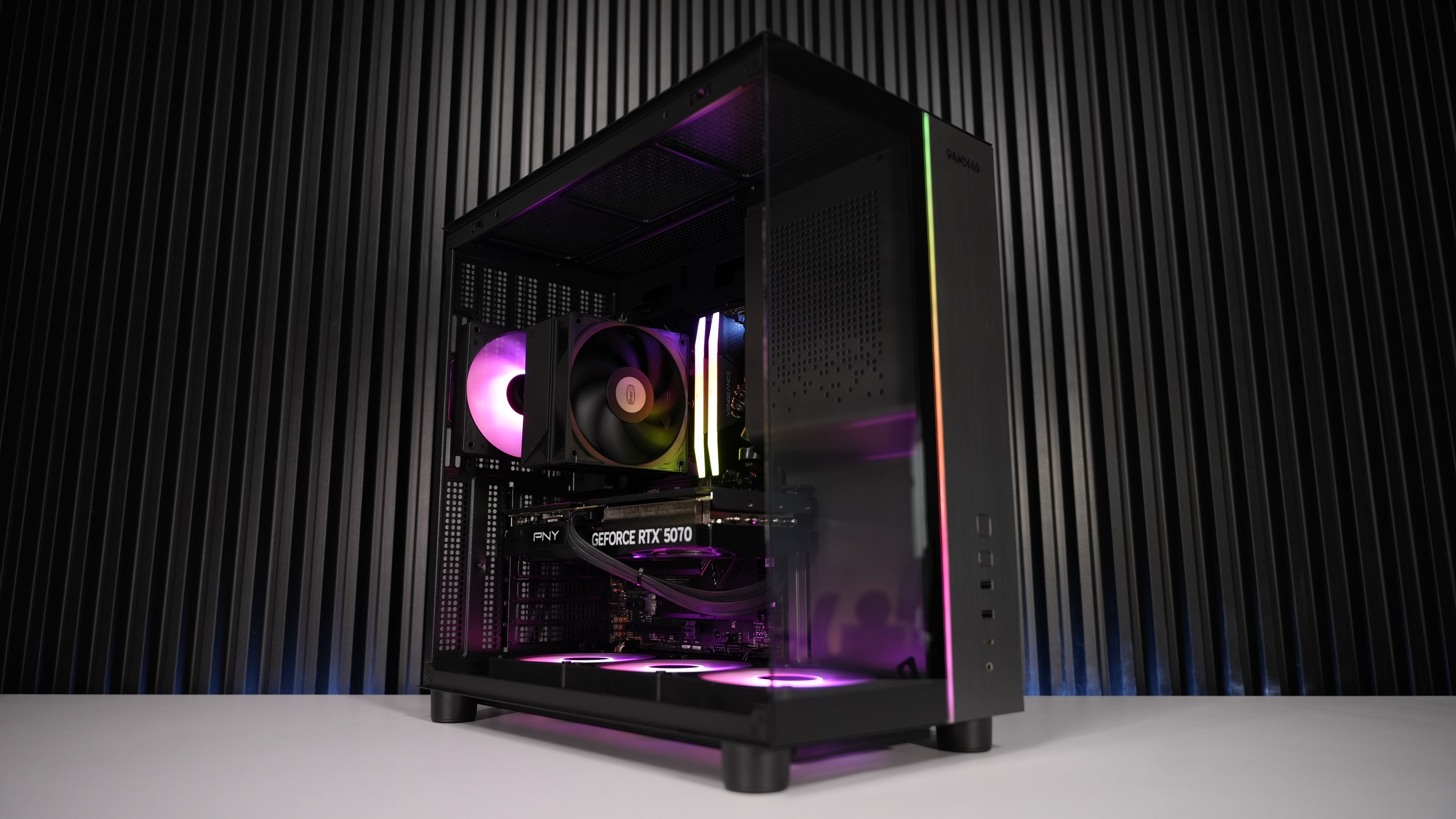 Ryzen 7 7800X3D + RTX 5070 Gaming/Streaming PC