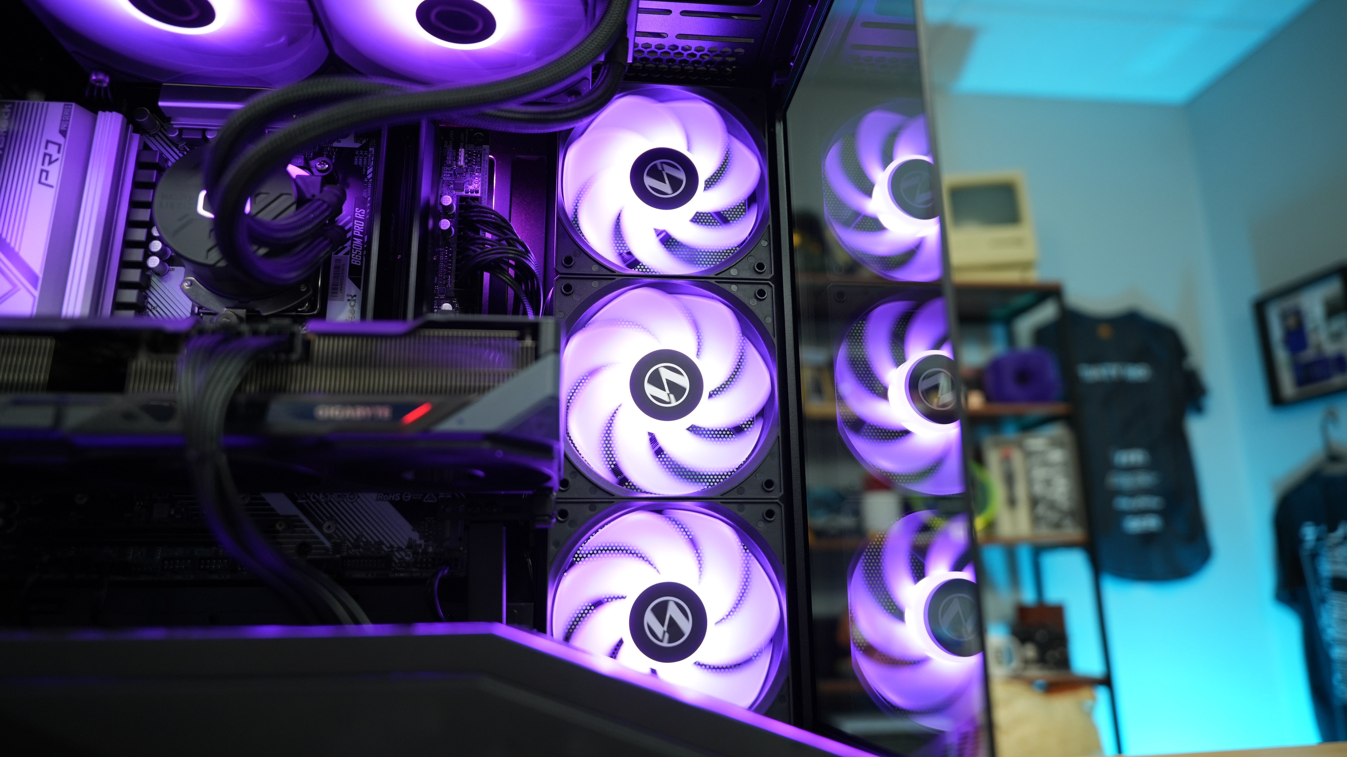 Professional Streamer PC - Ryzen 5 9600X + RX 9070