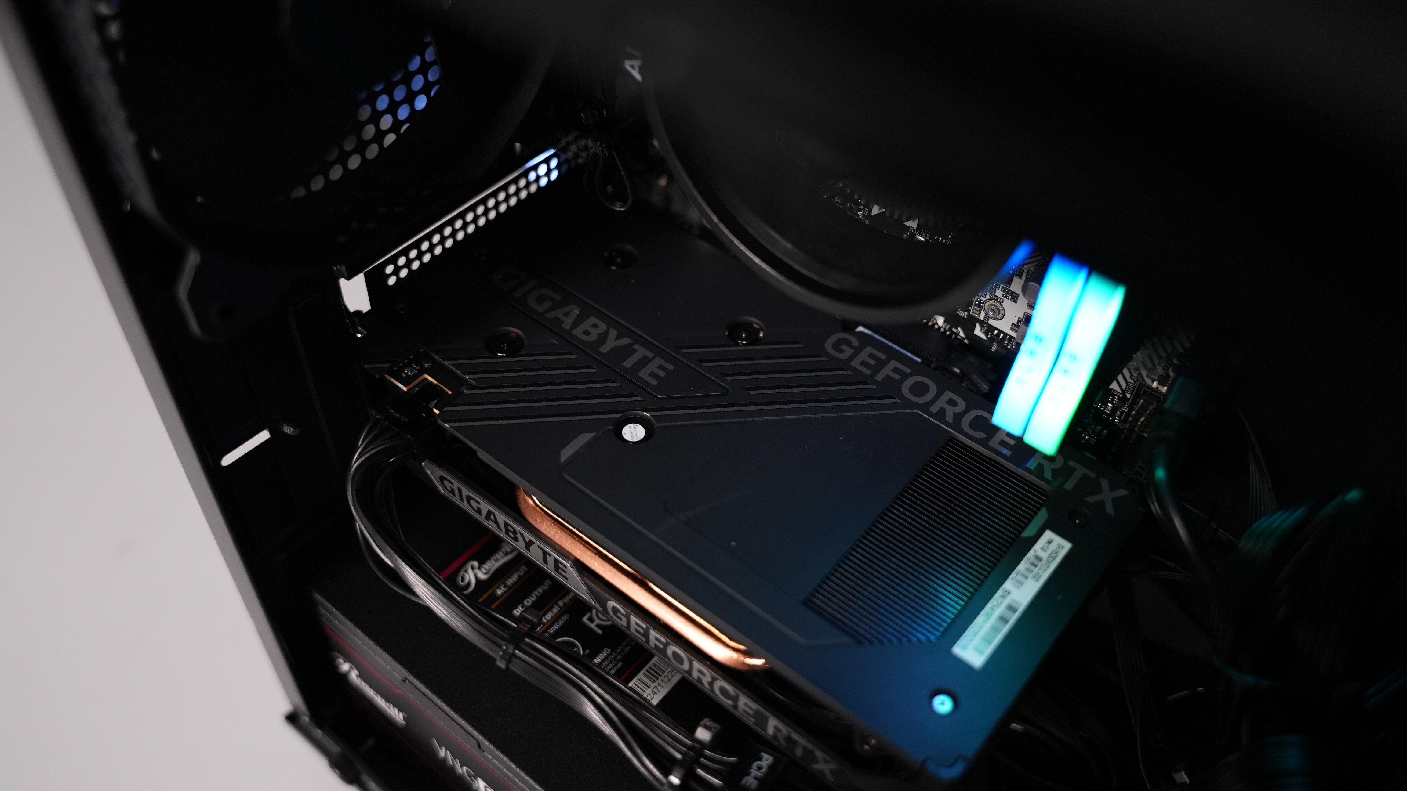 Ryzen 5 5500 + RTX 5050 Gaming PC