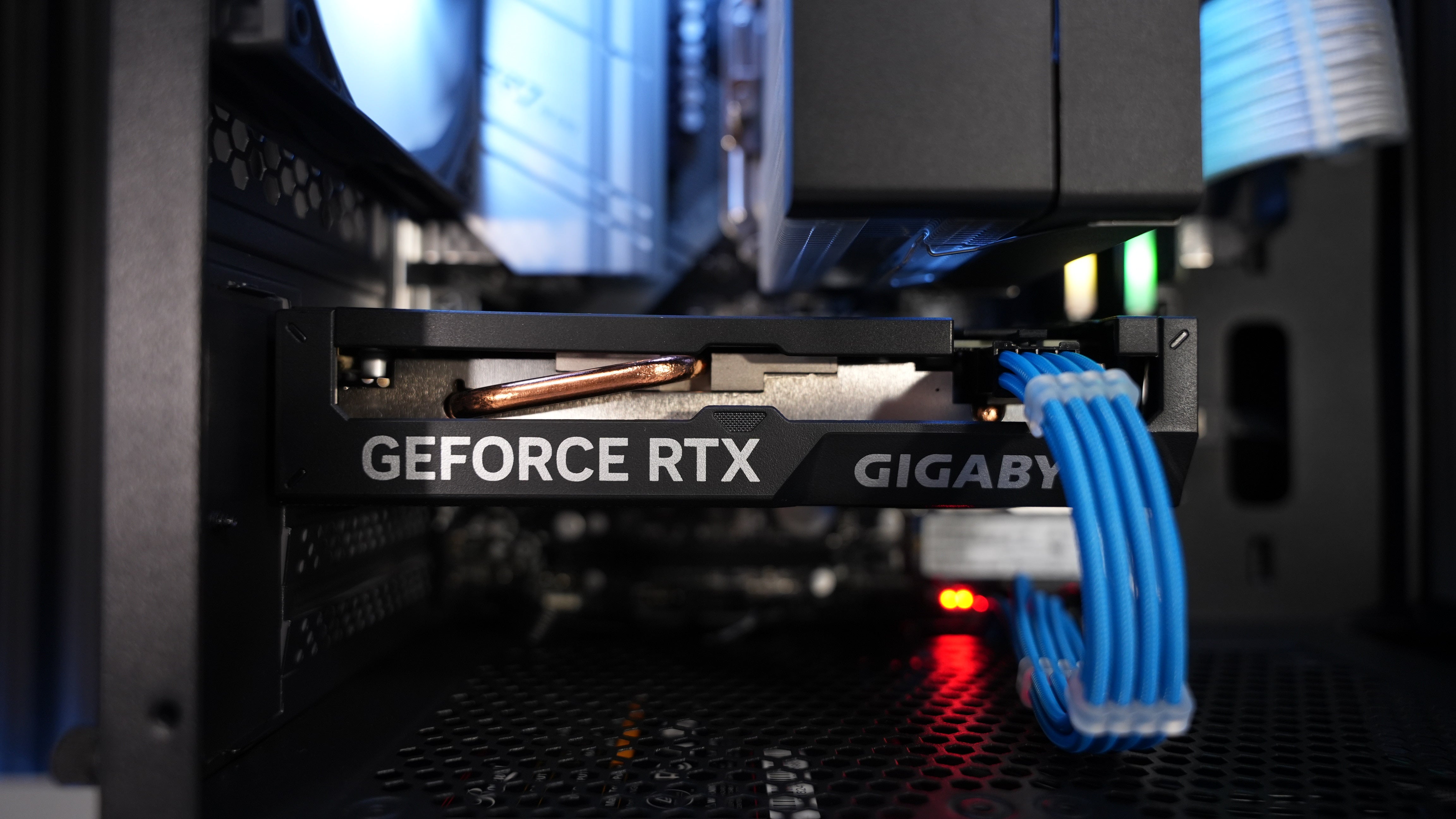 Ryzen 5 5500 + RTX 4060 Gaming PC