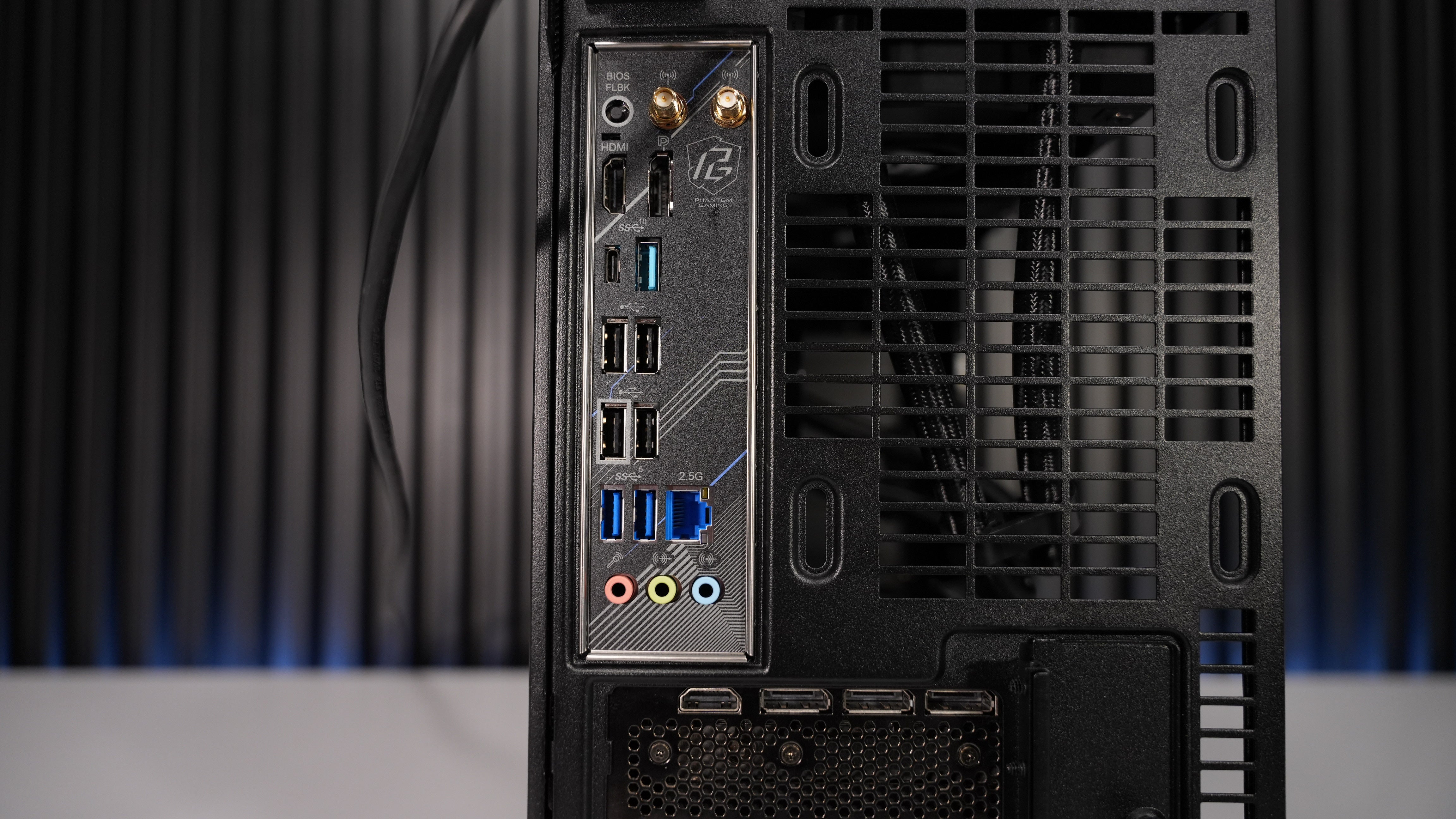 Ryzen 5 7600 + RTX 3080 Gaming PC