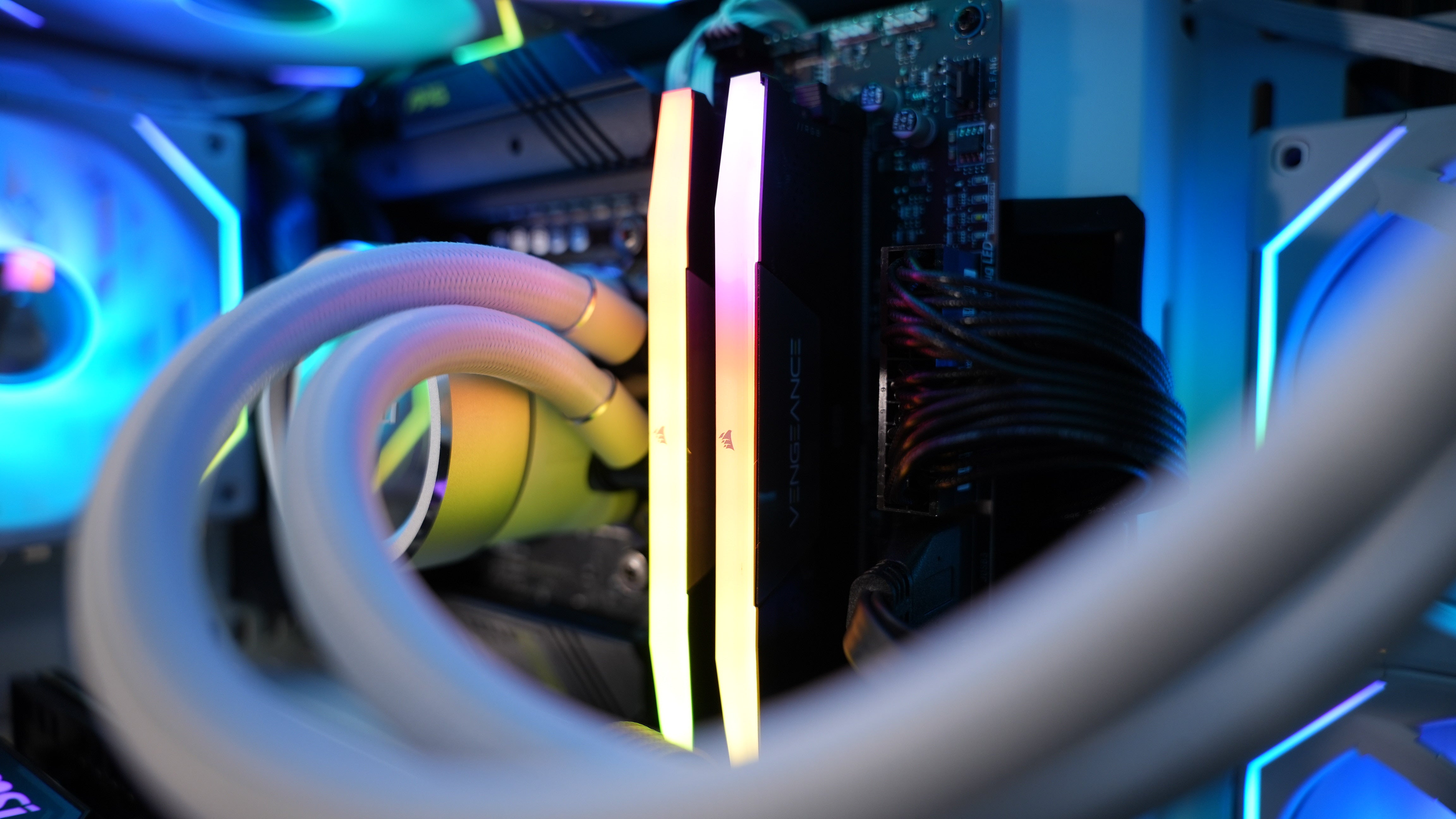 Intel i9 14900K + RTX 4070 Ti Gaming/Streaming PC