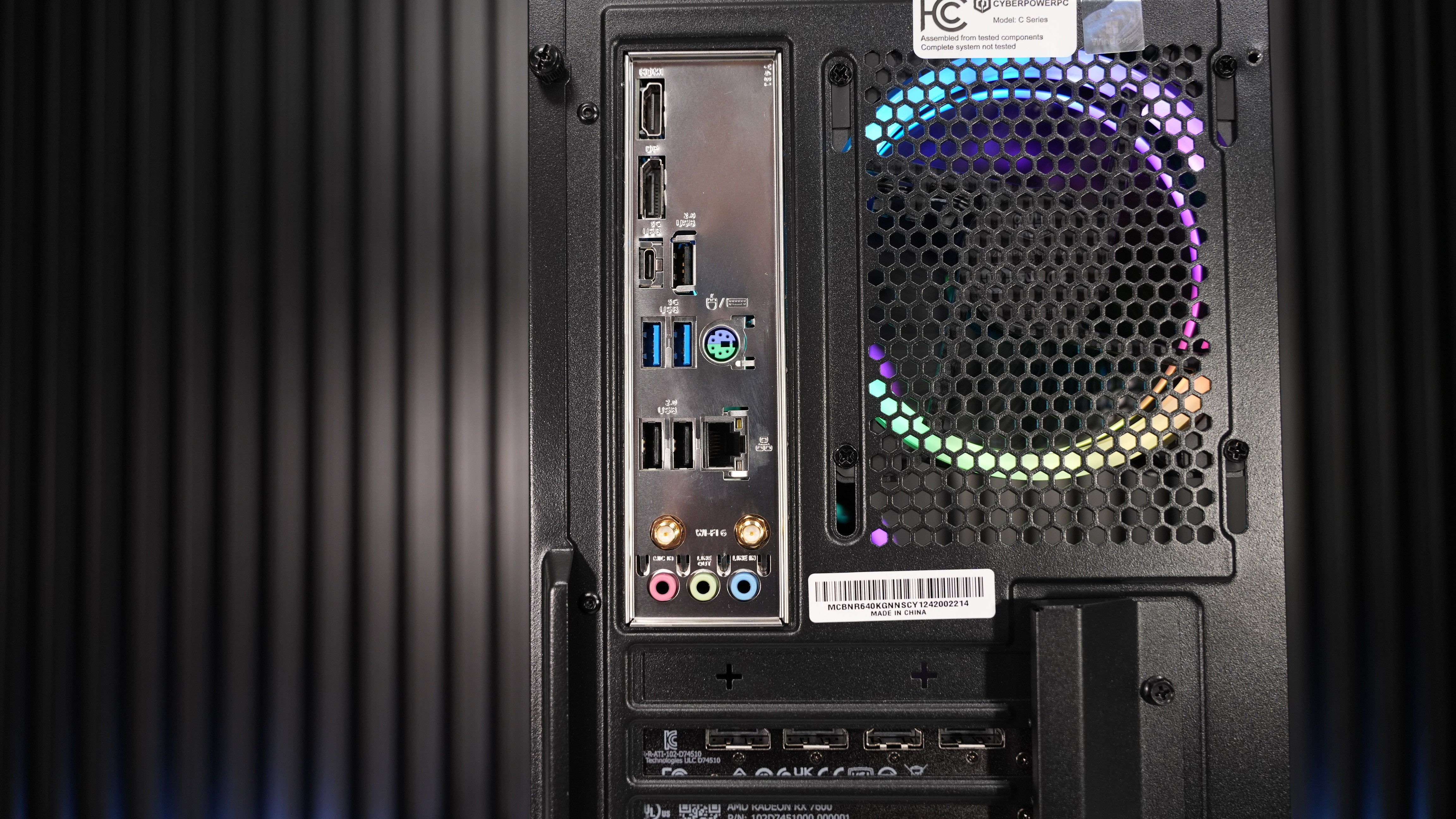 Ryzen 5 7600 + RX 7600 Gaming PC