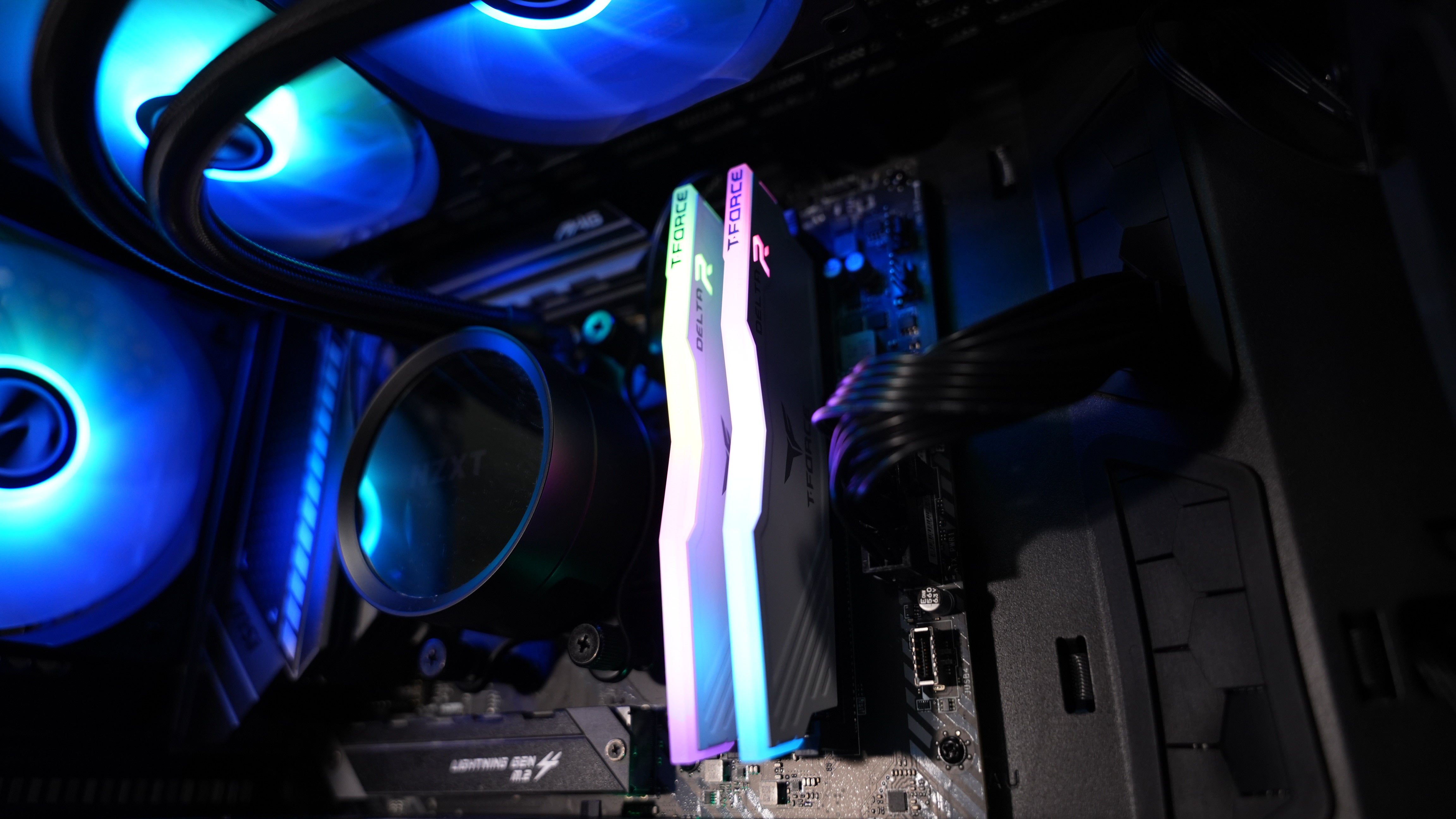 Ryzen 5 5600X + RTX 3070 Gaming PC