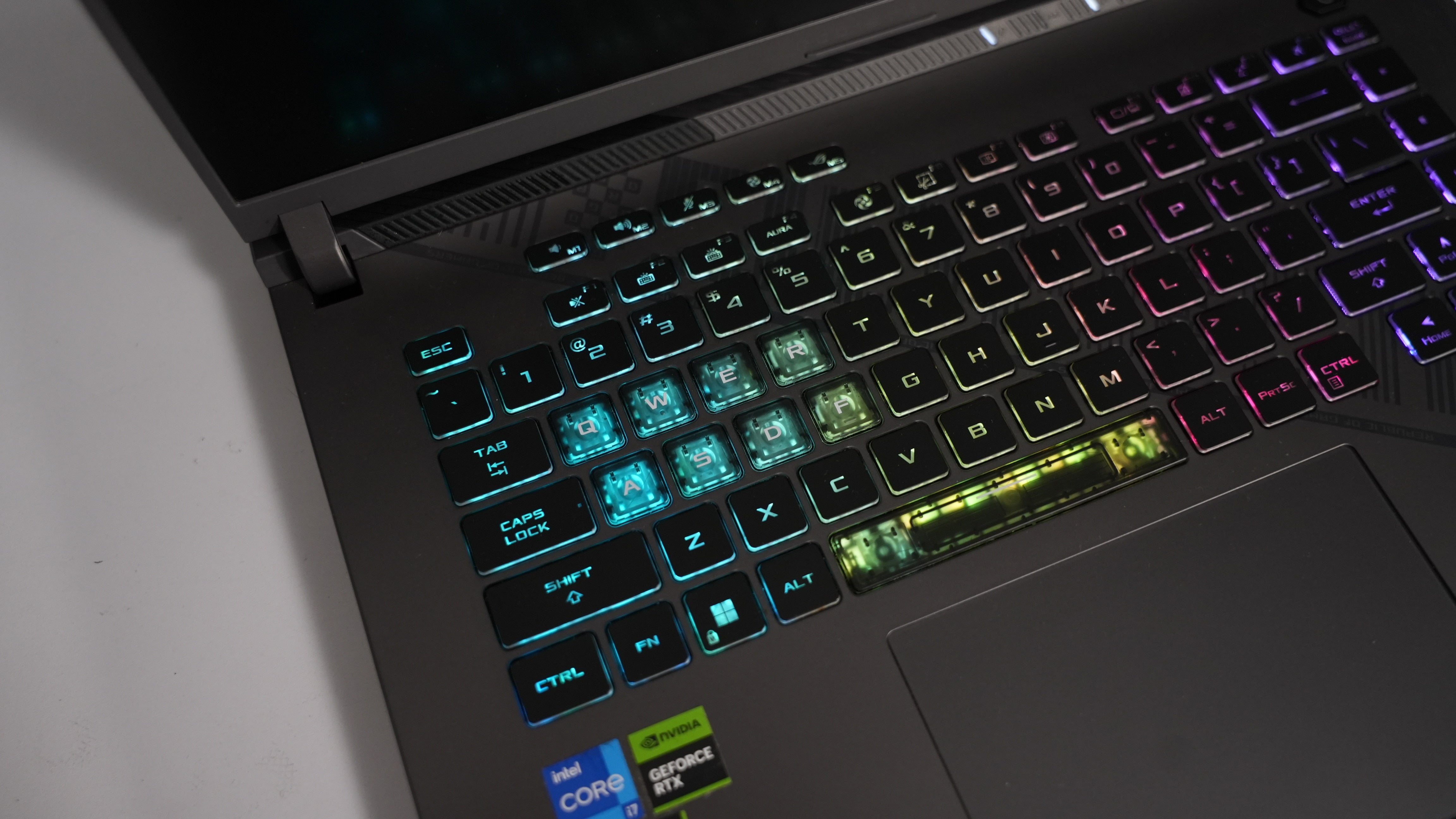 Intel i7 13650HX + RTX 4060 Gaming Laptop