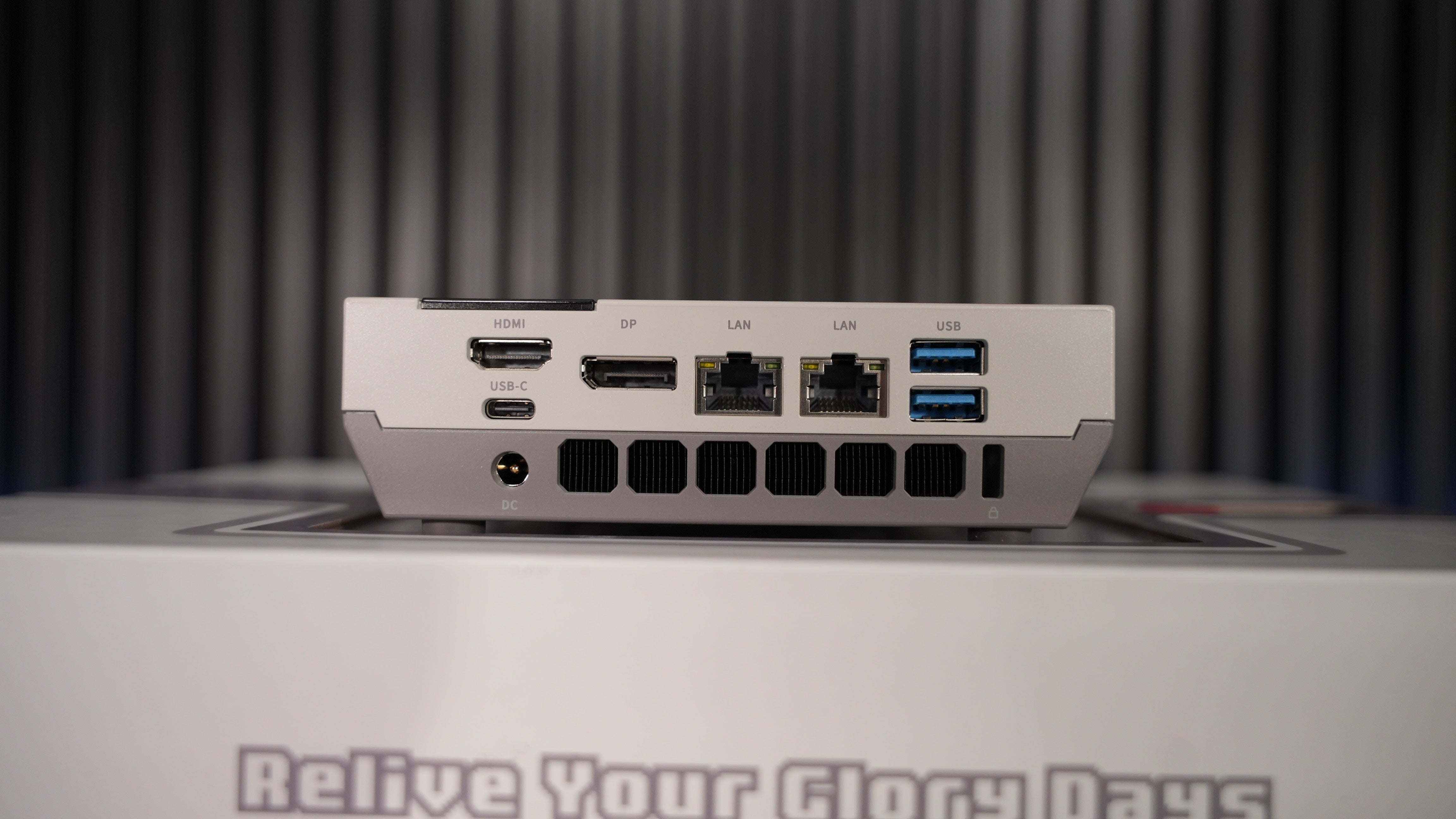 Ryzen 9 AI HX 370 - Mini PC