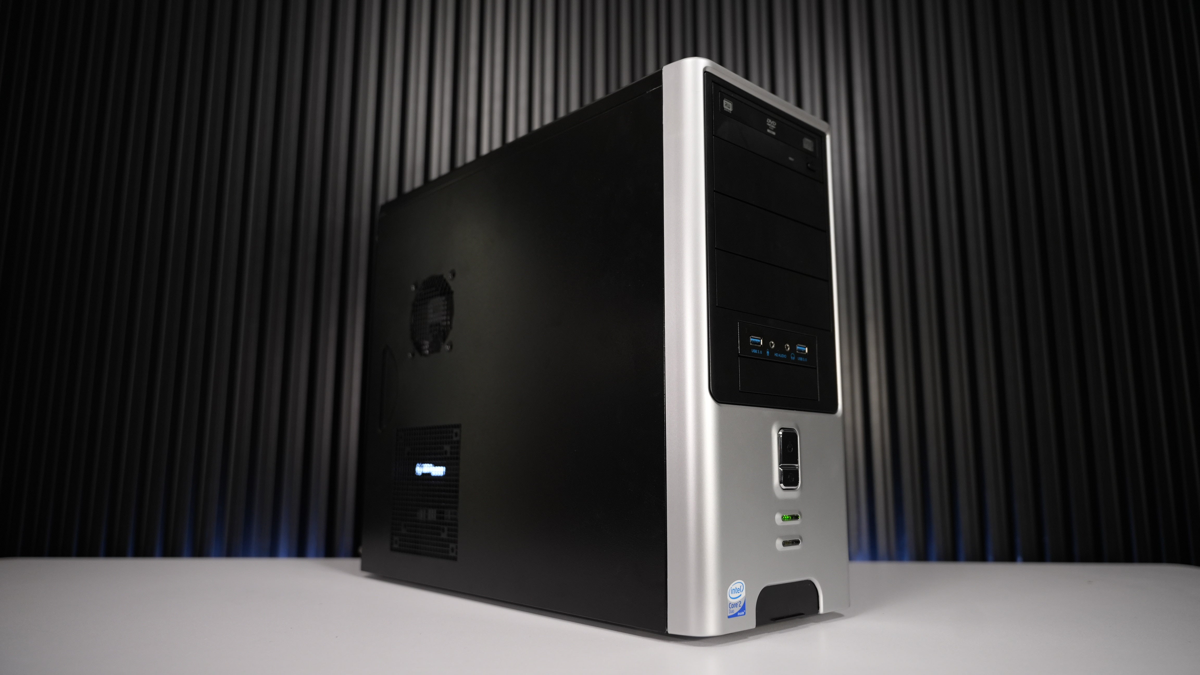Intel i9 9900K + RTX 3070 Sleeper Gaming PC