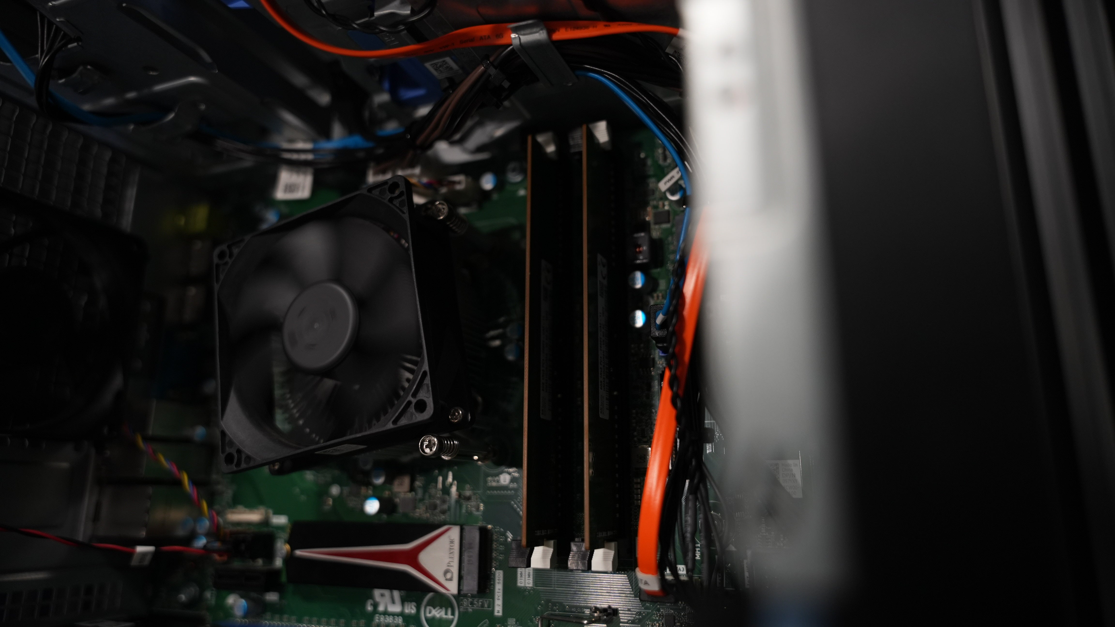 Intel i7 9700 + RTX 3060 Ti Gaming PC