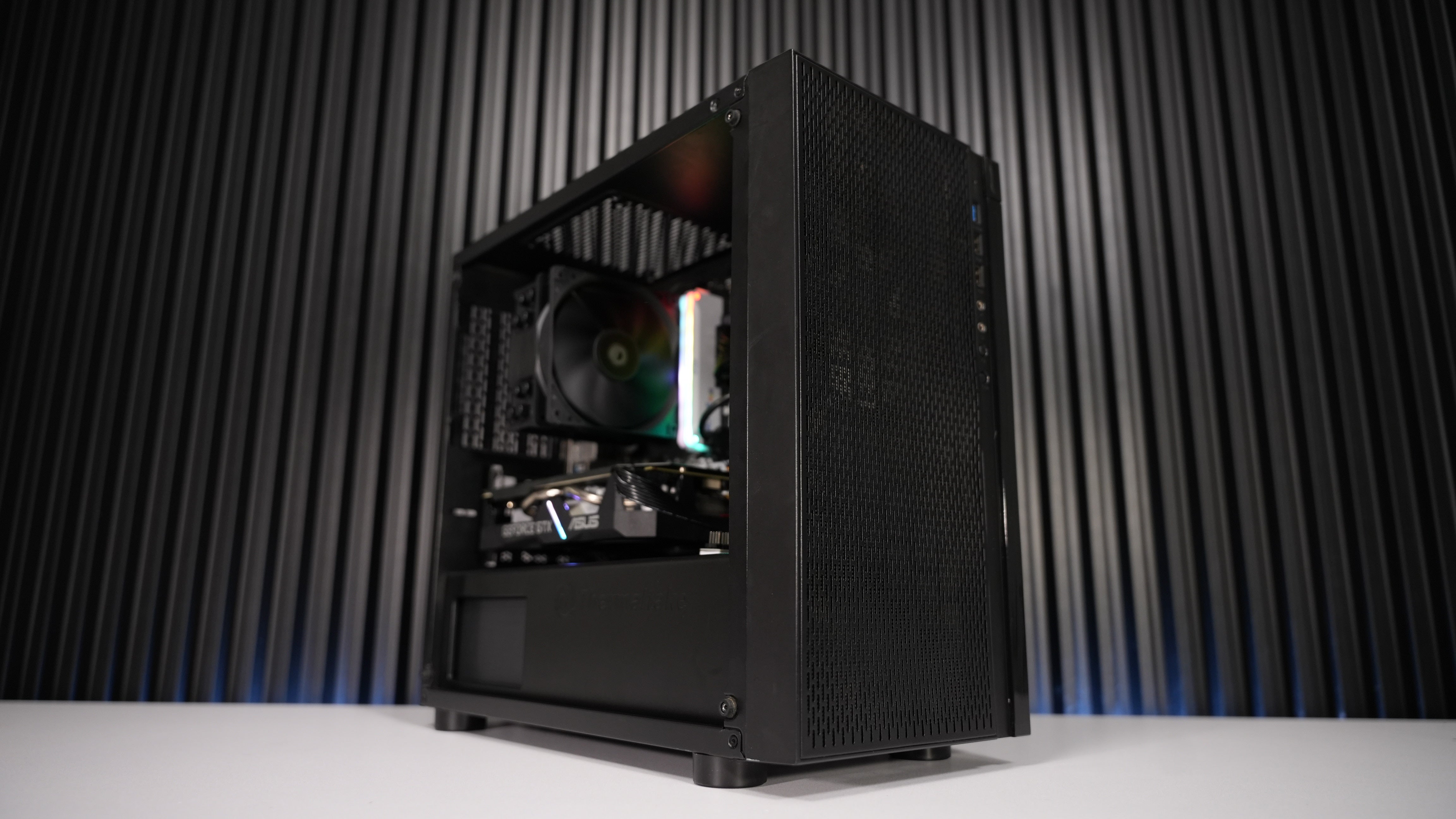 Ryzen 5 2600 + GTX 1660 Super Gaming PC