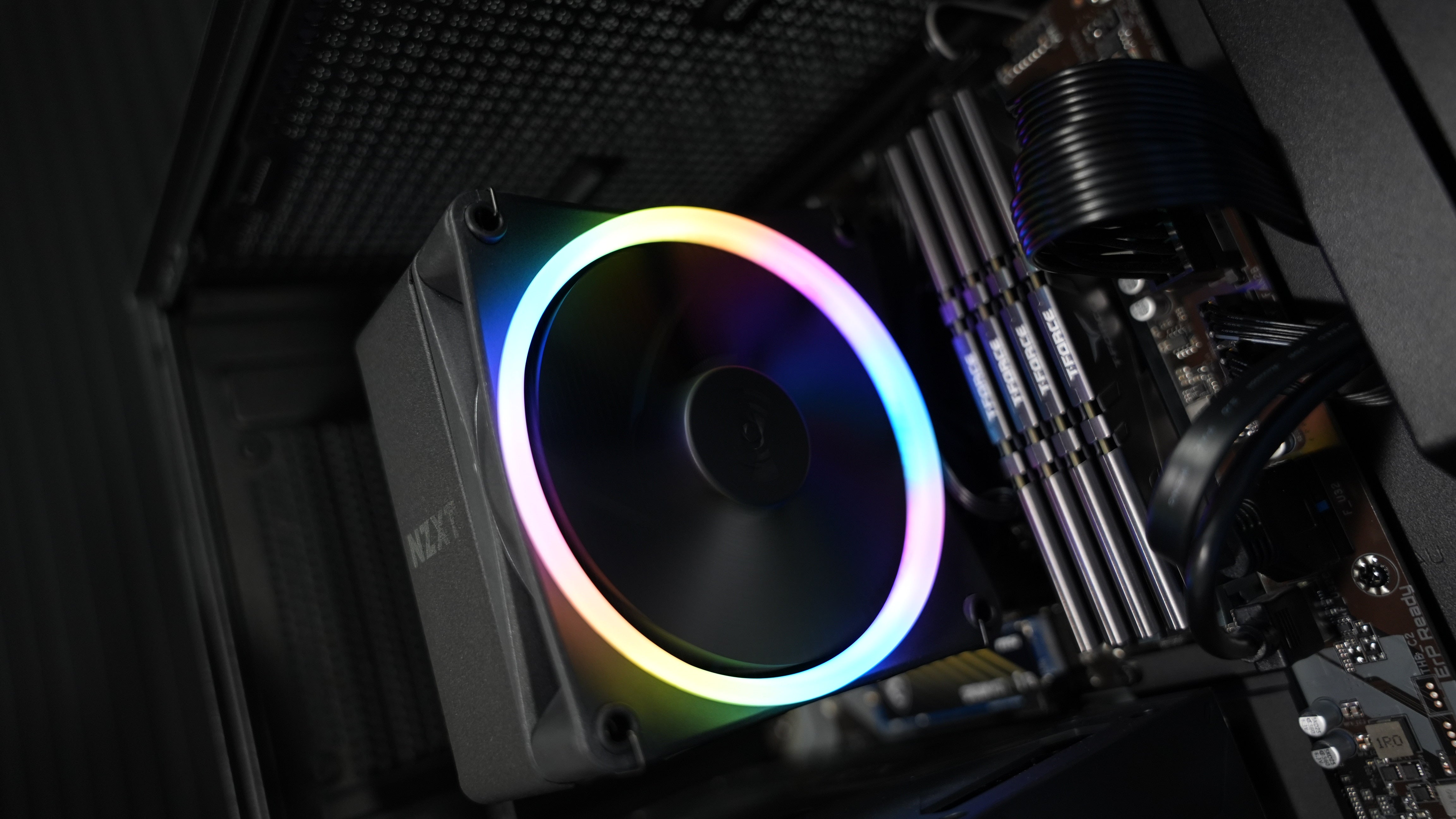 Intel i5 12400F + RTX 4060Ti Gaming PC