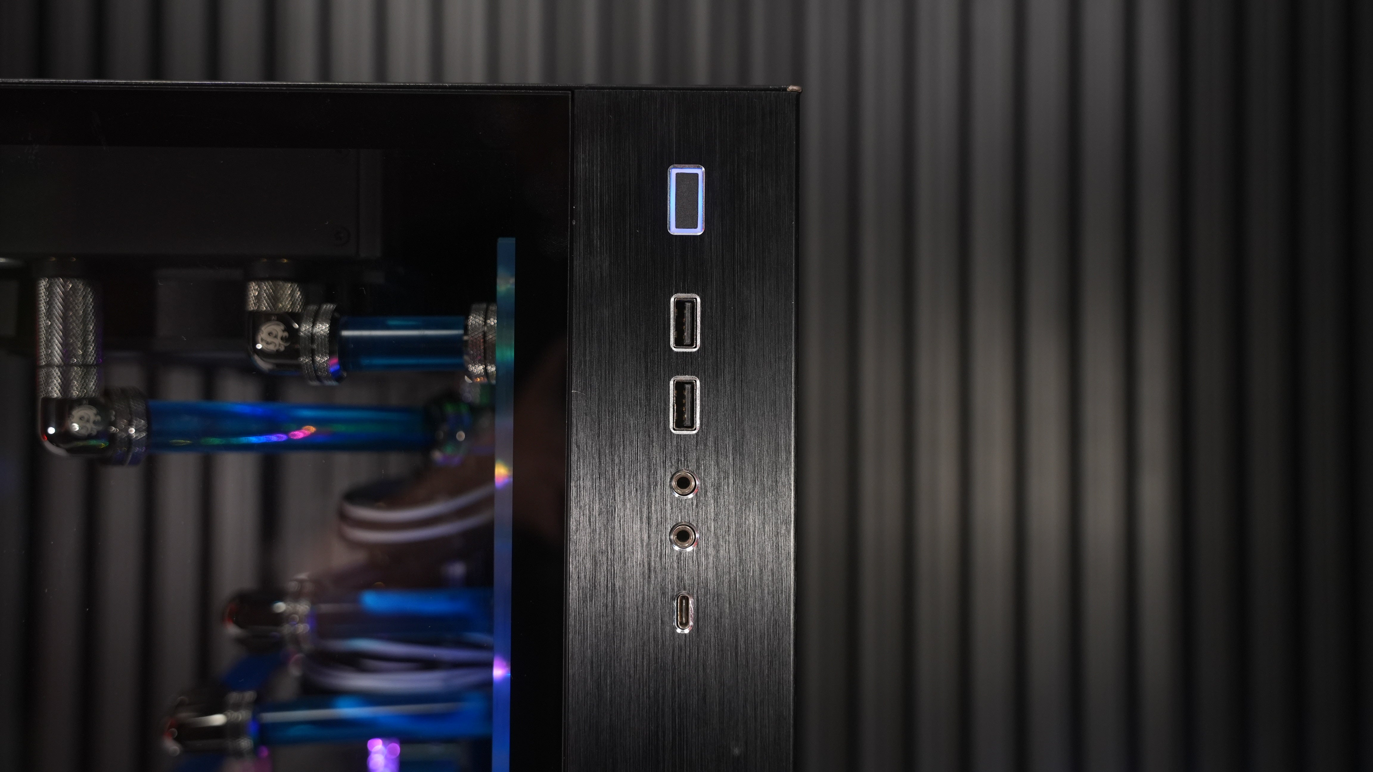 Ryzen Threadripper 2920X + RX 5700XT Gaming PC