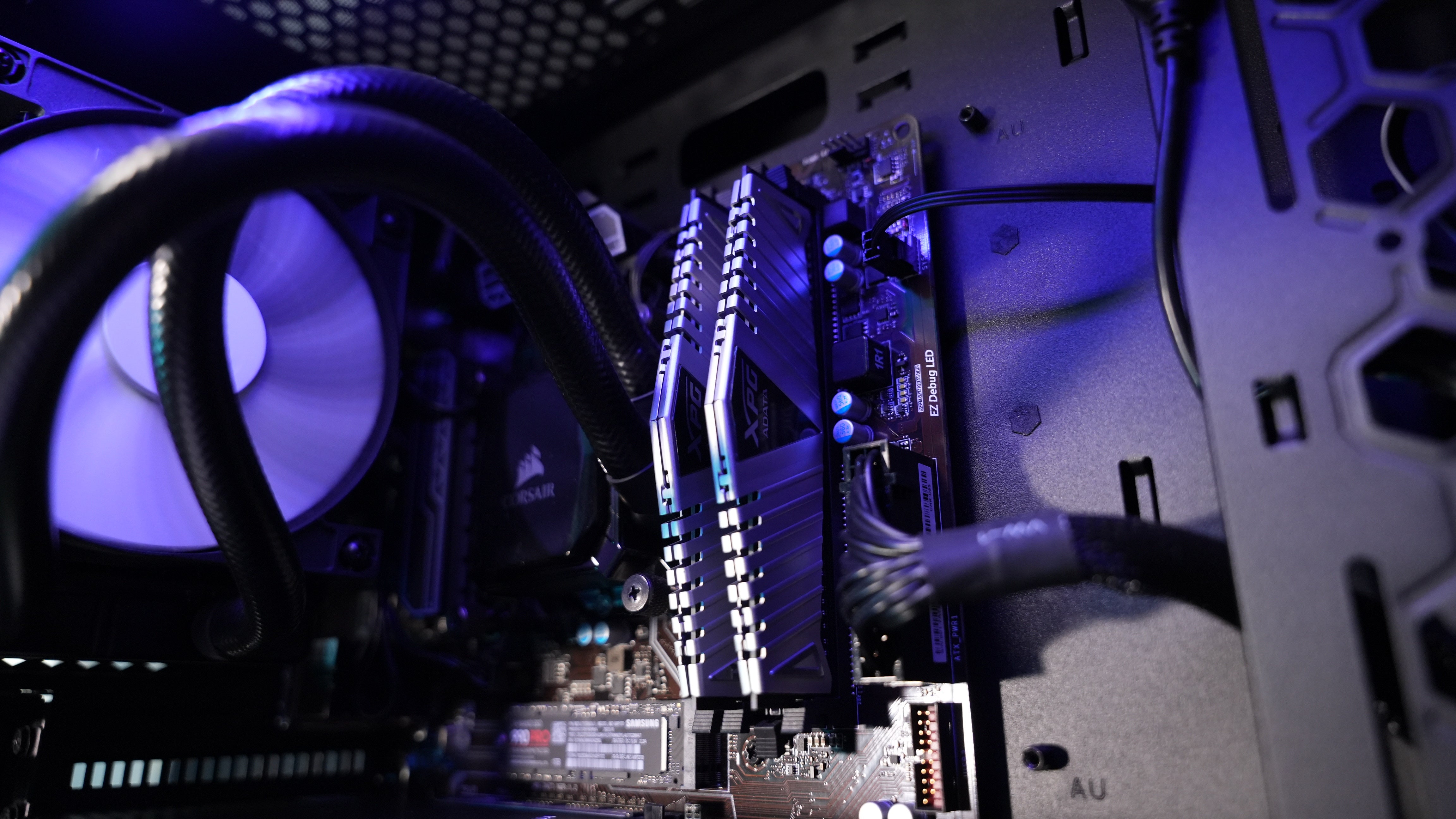 Intel i7 7700K + RTX 3060 Ti Gaming PC
