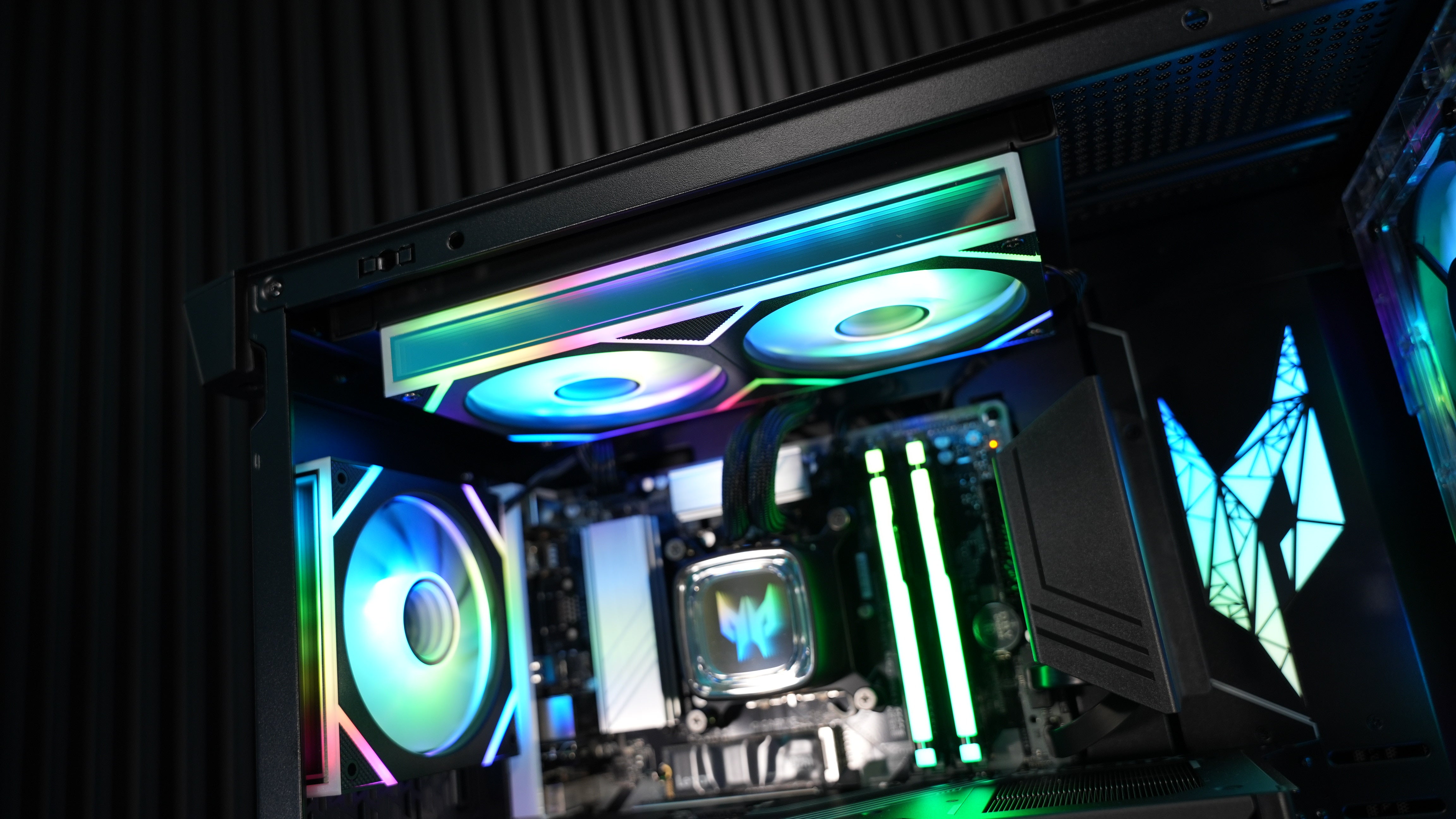 Intel Core Ultra 7 265KF + RTX 5070 Ti Gaming PC Prebuilt