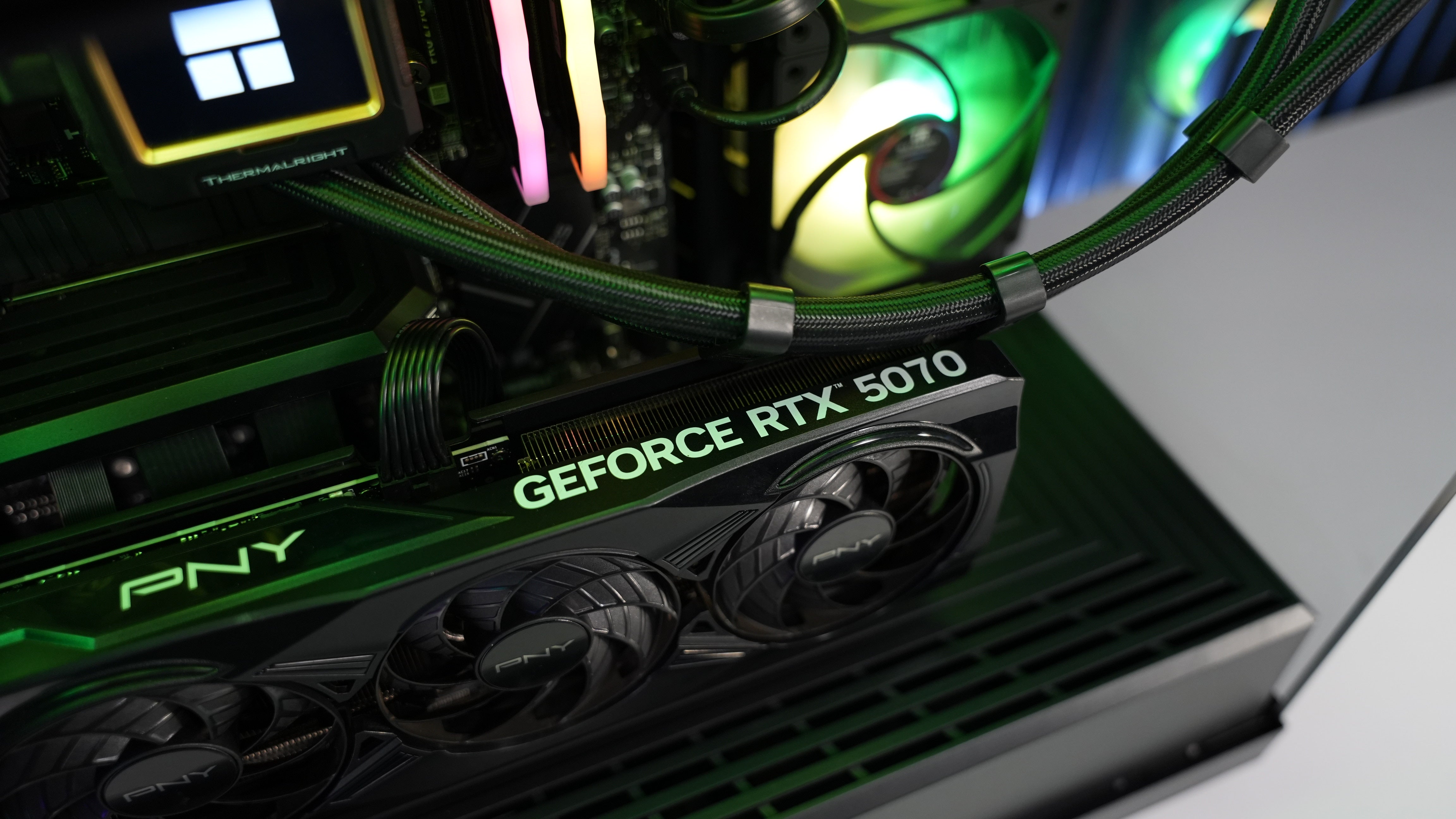 Intel i7 14700KF + RTX 5070 Gaming/Streaming PC