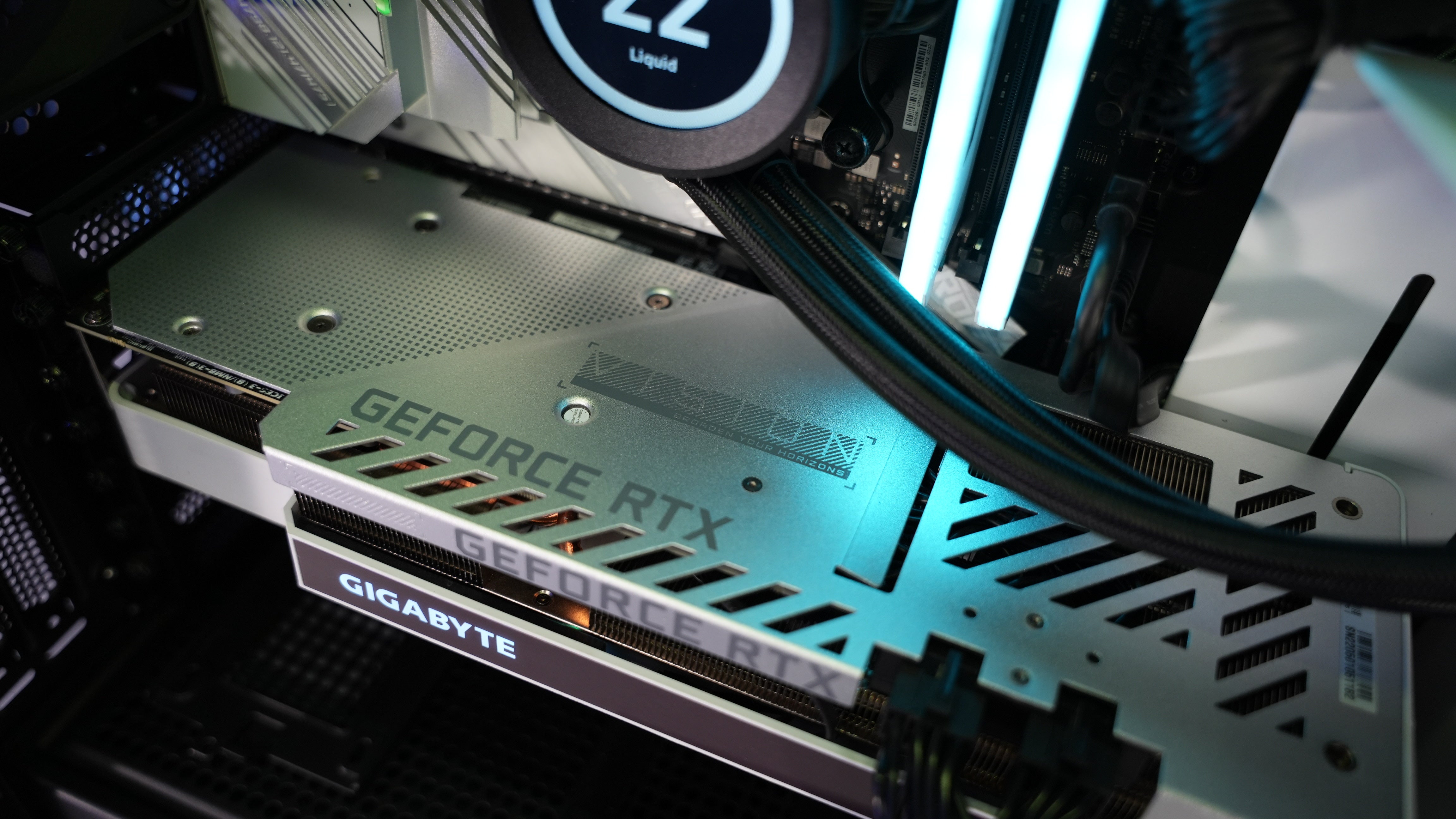 Intel i7 10700K + RTX 3070 Ti Gaming PC