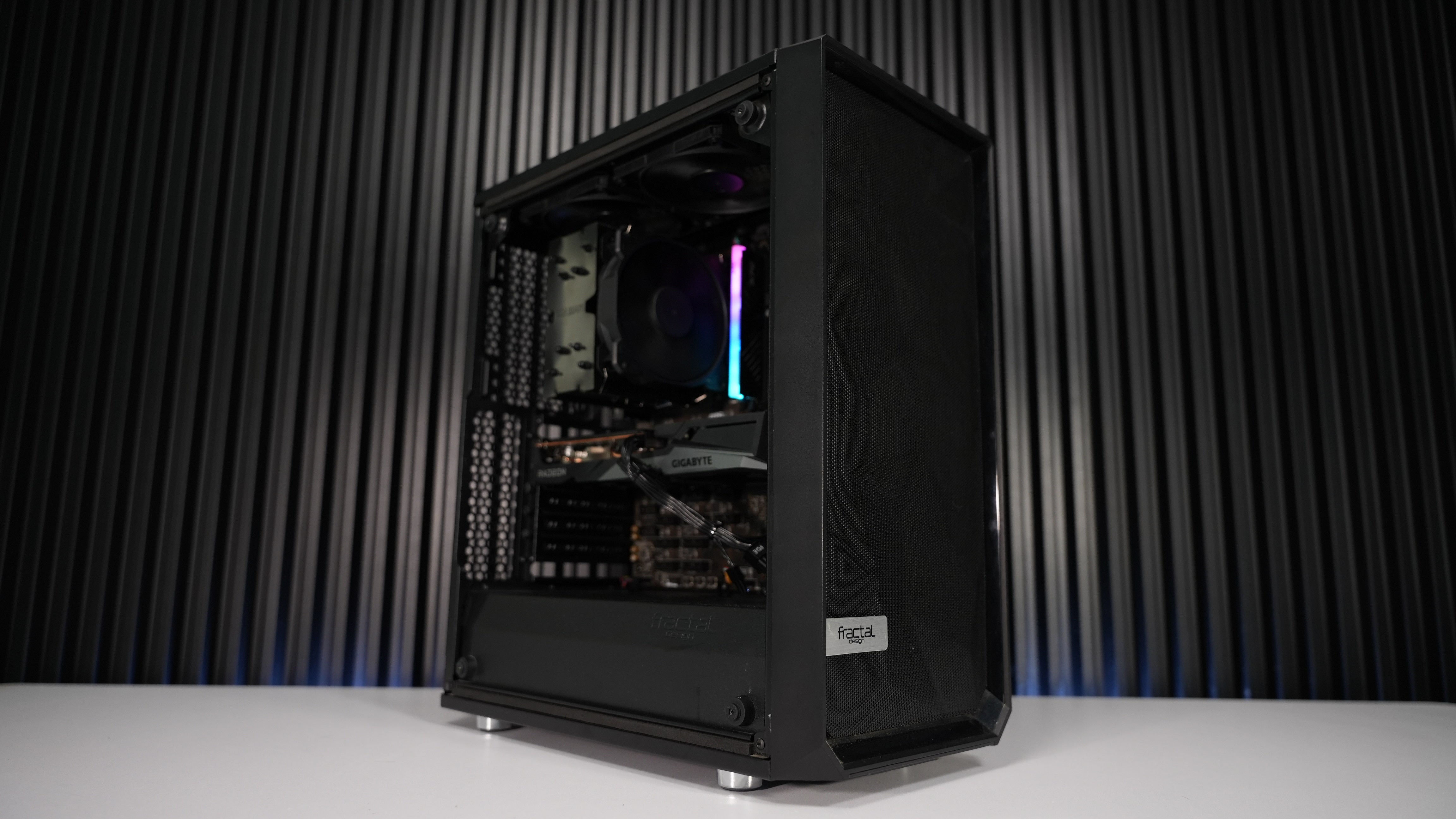 Intel i5 9400F + RX 6500XT Gaming PC