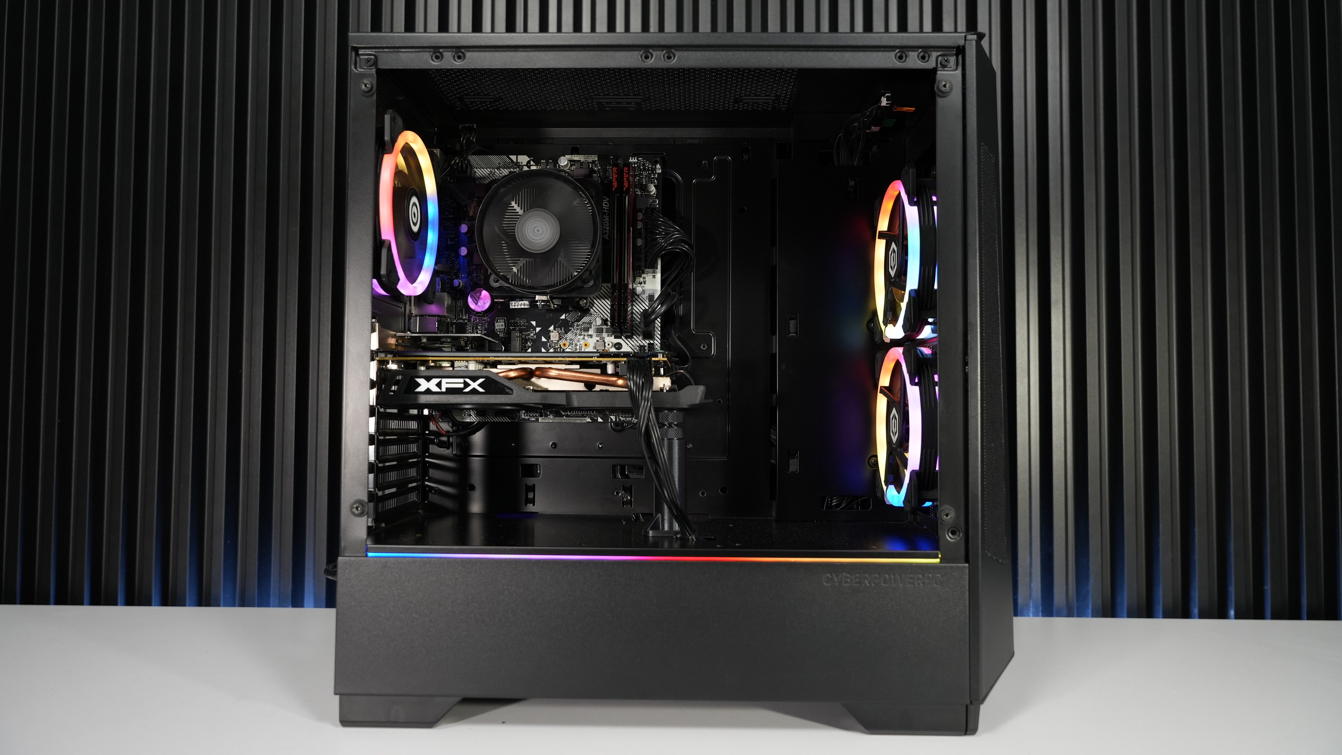 Ryzen 3 2300X + RX 570 Budget Gaming PC