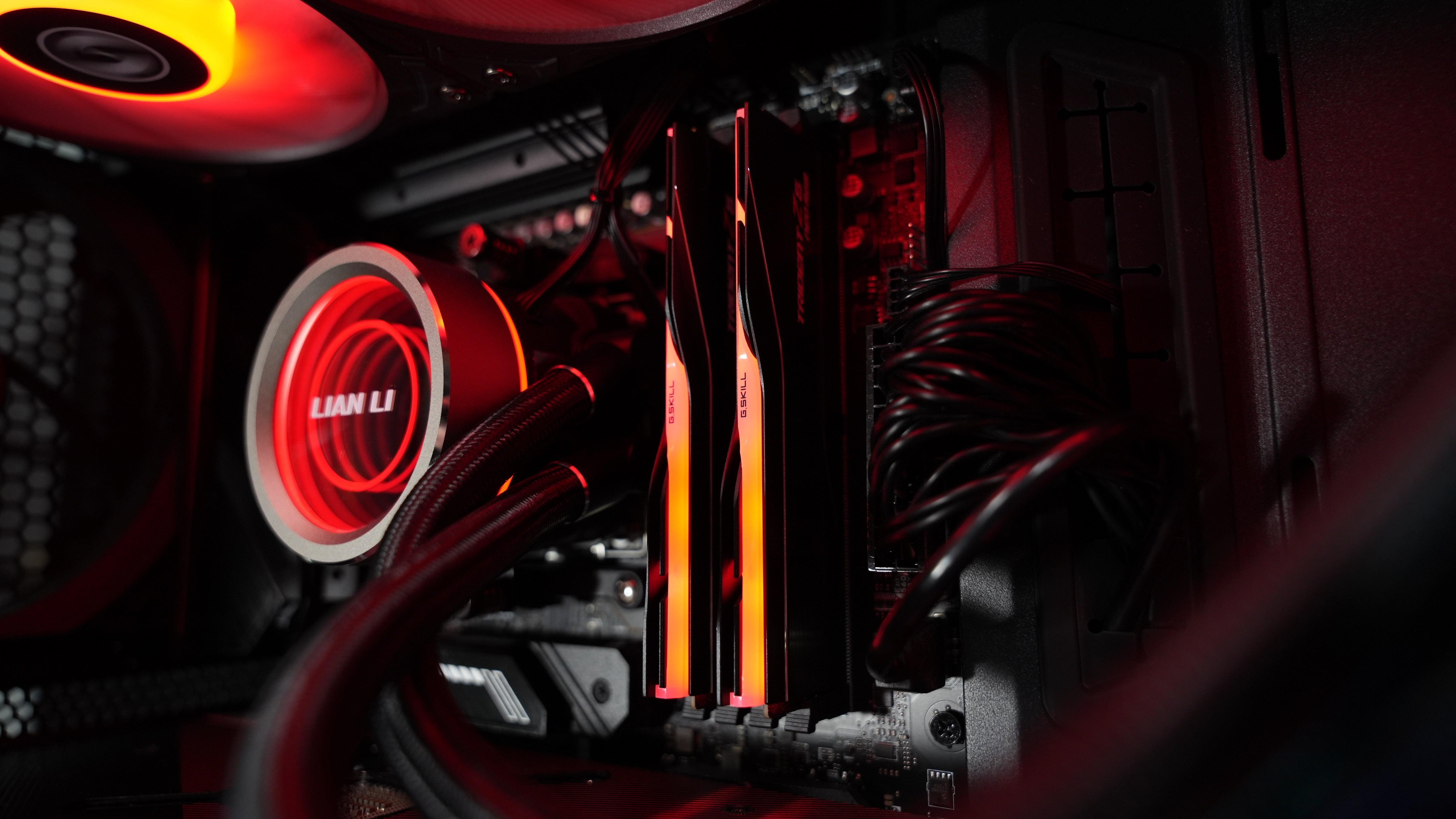 Ryzen 7 7800X3D + RX 7900XTX Gaming/Streaming PC