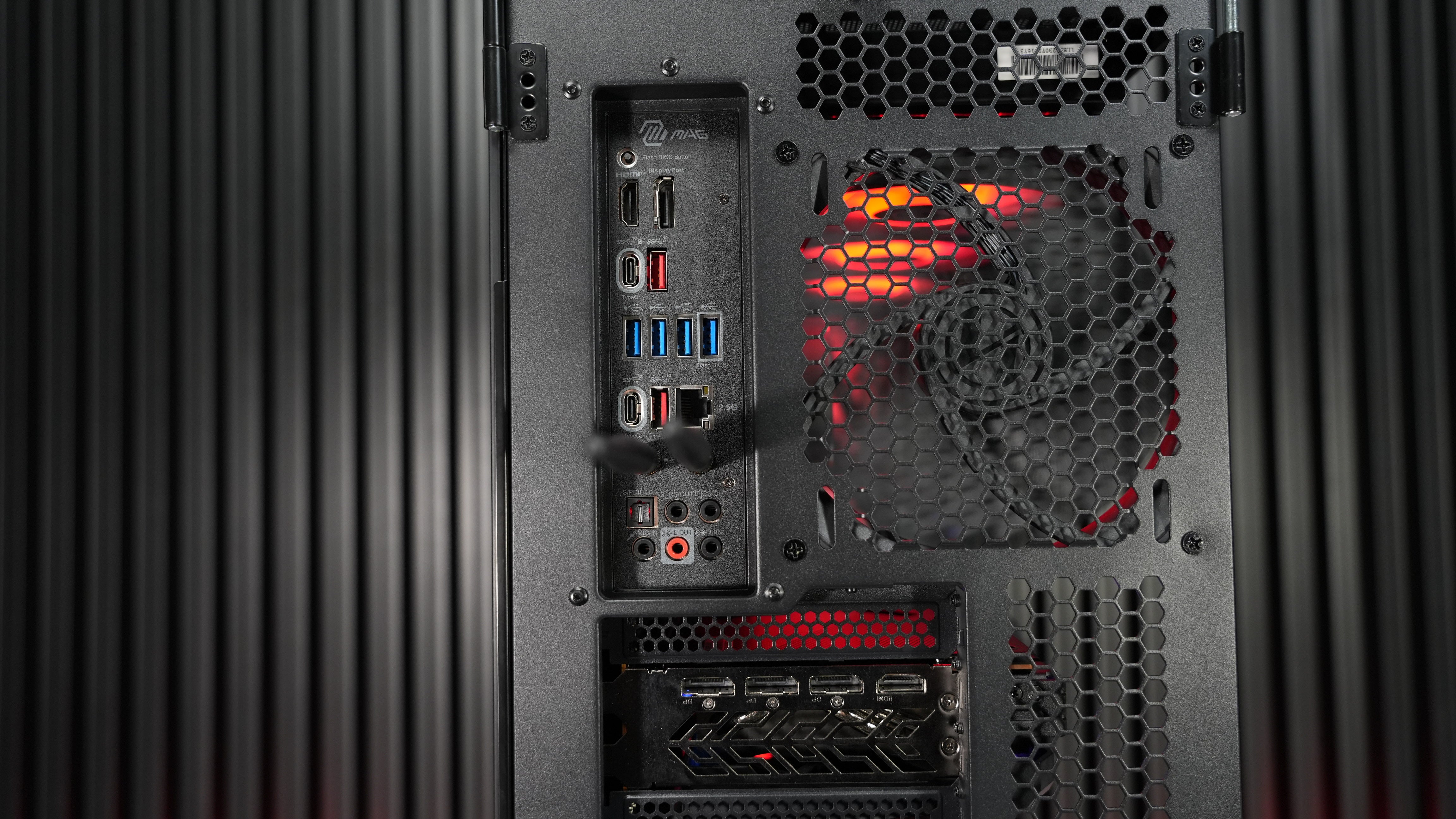 Ryzen 7 7800X3D + RX 7900XTX Gaming/Streaming PC