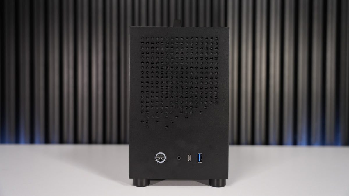 Ryzen 7 7745HX + RTX 4060 Mini Gaming PC