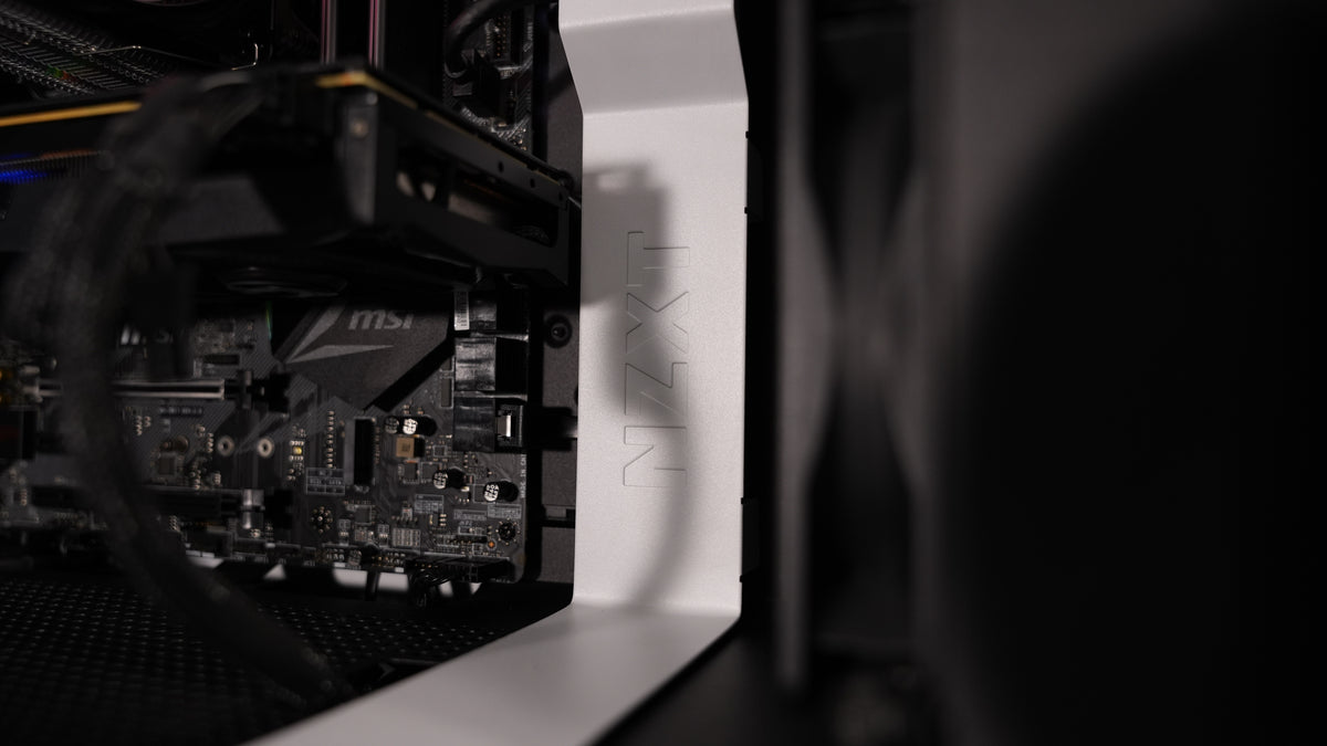 Intel i9 9900K + RTX 2070 Super Gaming PC