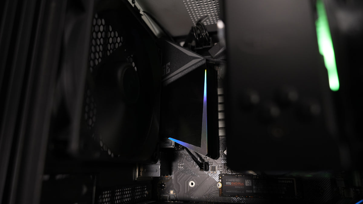 Intel i9 9900K + RTX 2070 Super Gaming PC