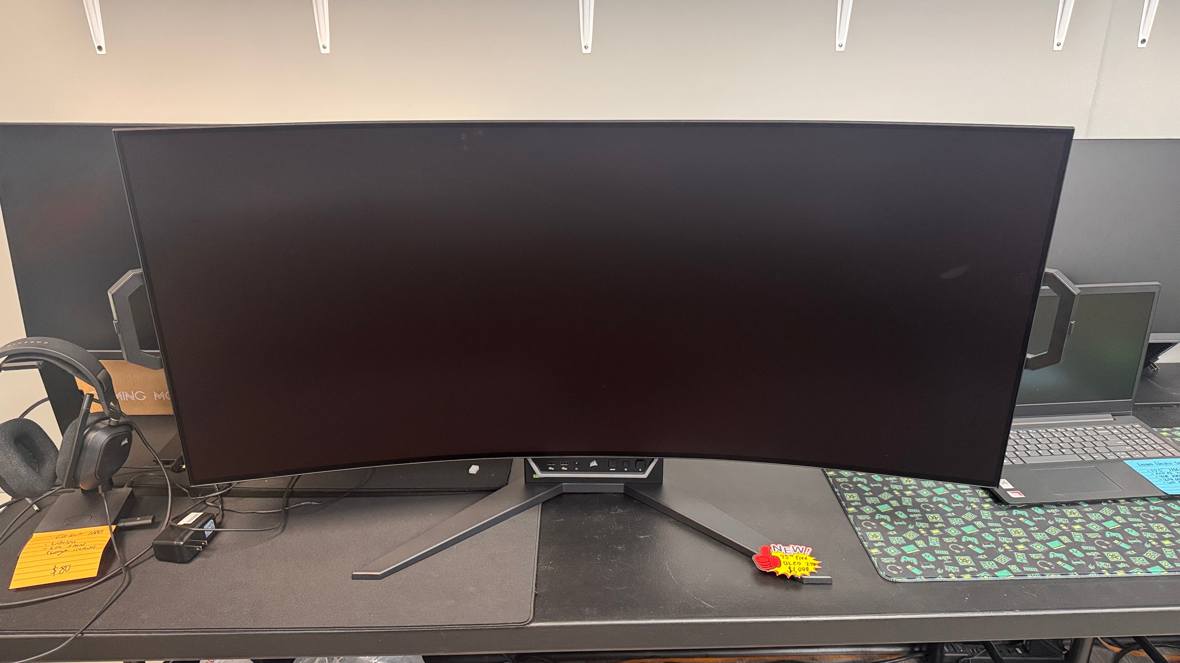 Corsair Xeneon Flex - 45” OLED Gaming Monitor