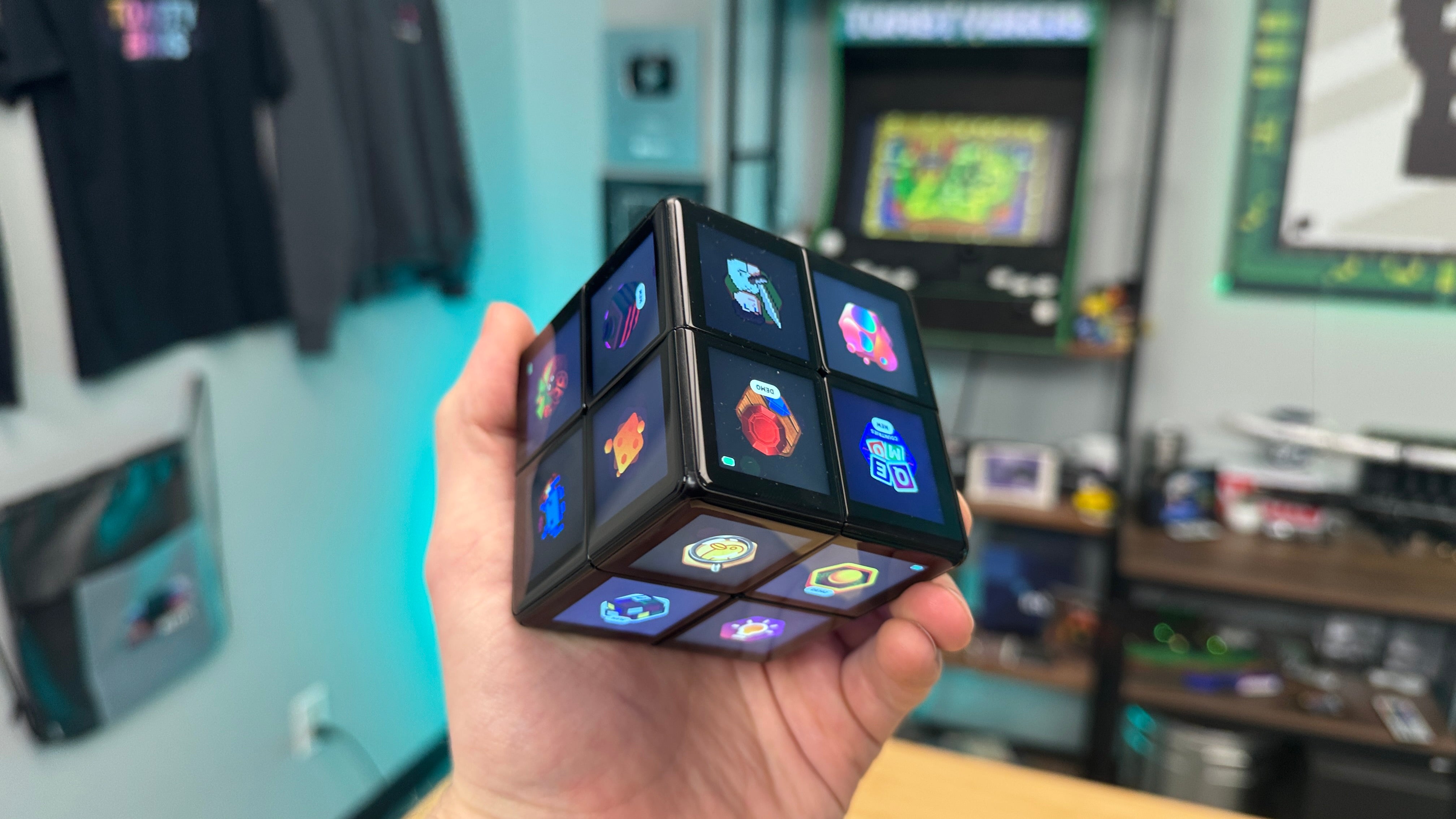 WOWCUBE - Entertainment Cube
