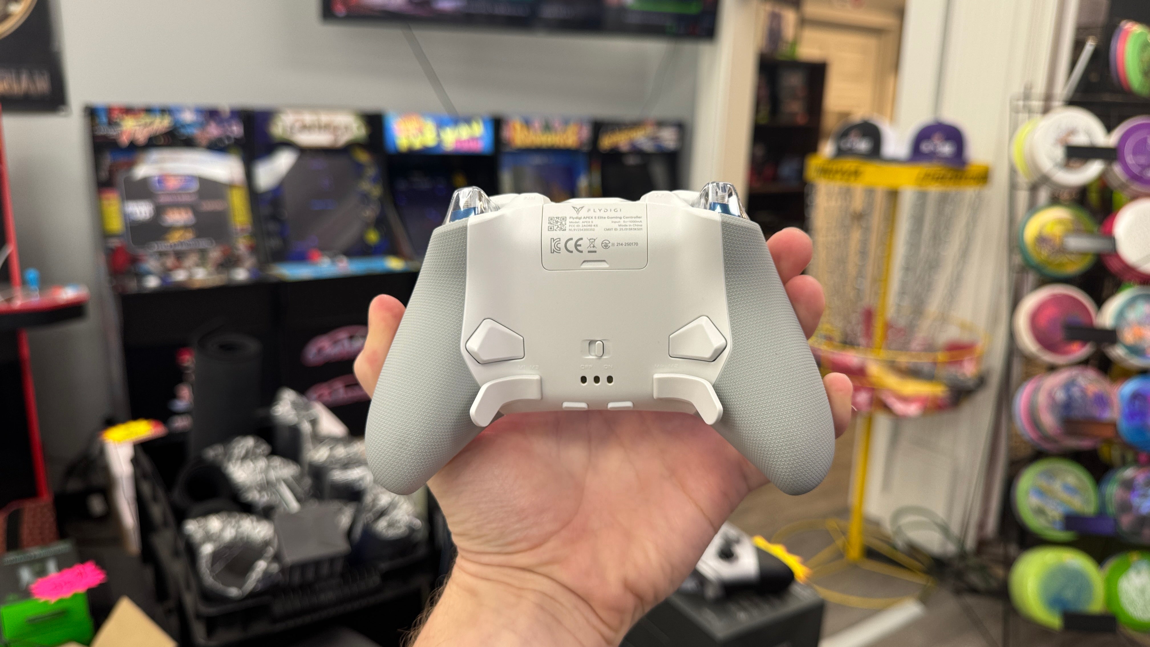 FlyDigi Apex 5 - Wireless Gaming Controller + Dock