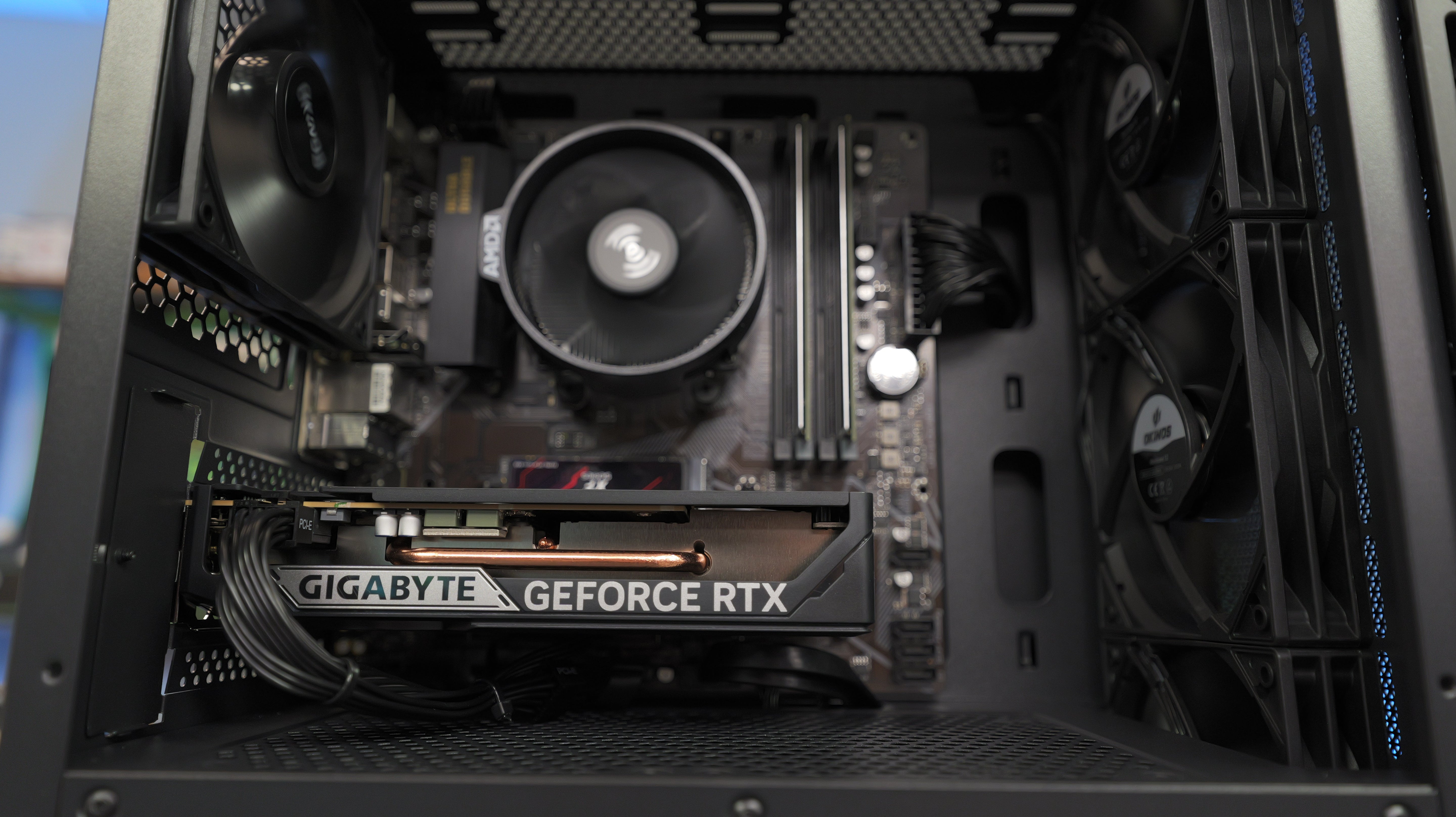 Performance Plus - Ryzen 5 5500 + RTX 5050