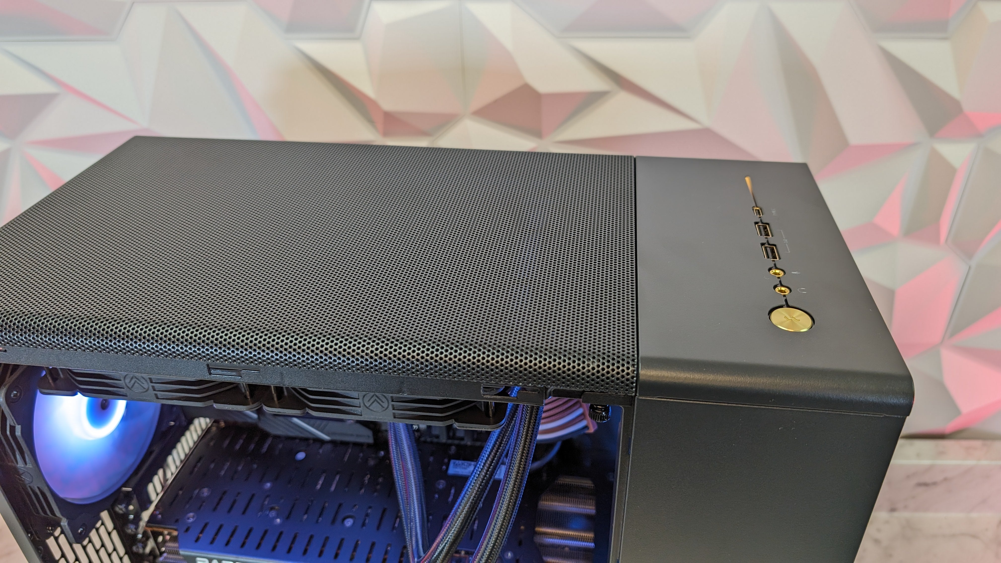 Ryzen 5 7600X + RX 7800 XT Gaming/ Streaming PC (In Stock)