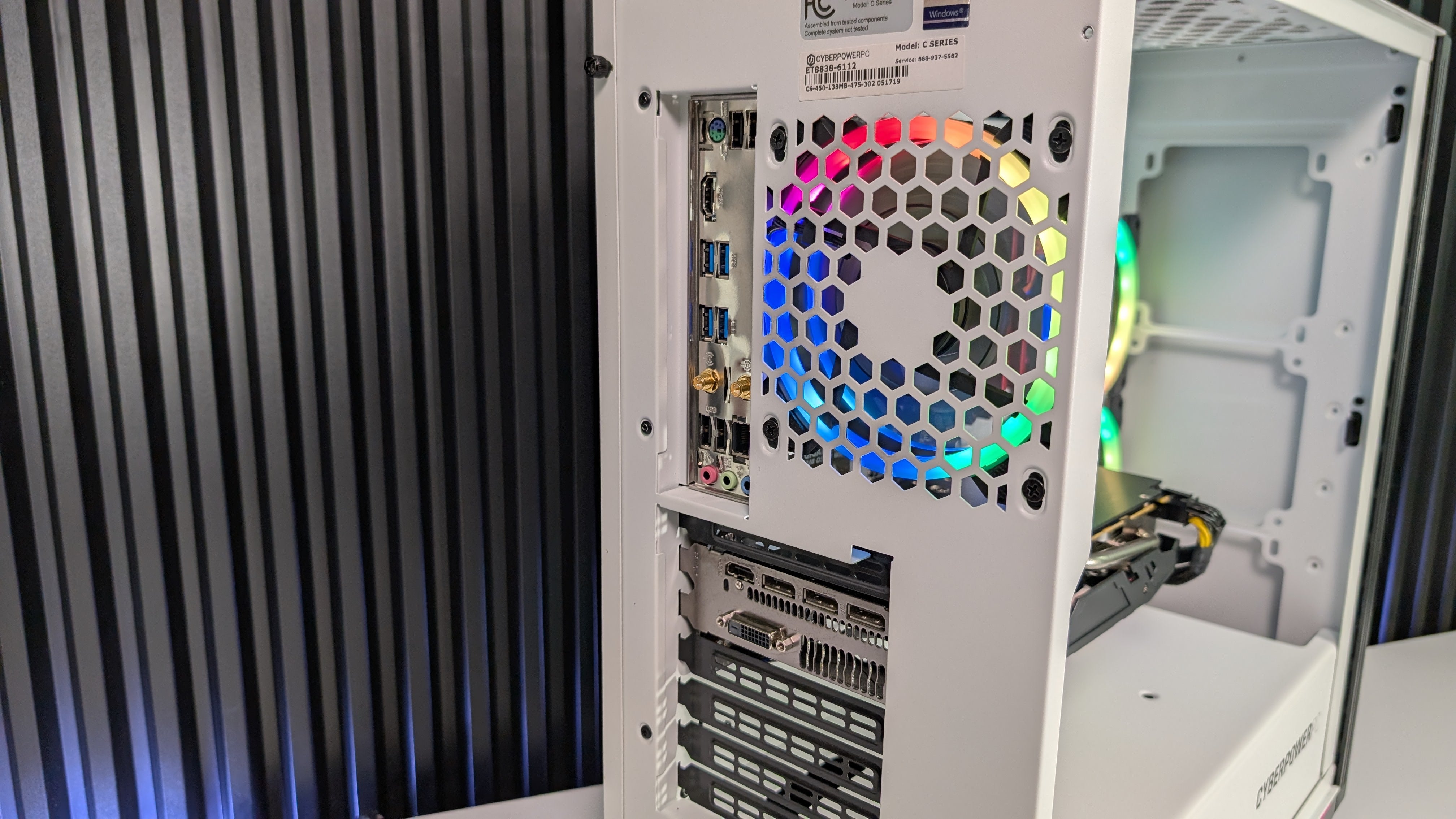 Ryzen 7 2700 + RX 580 8GB Gaming PC