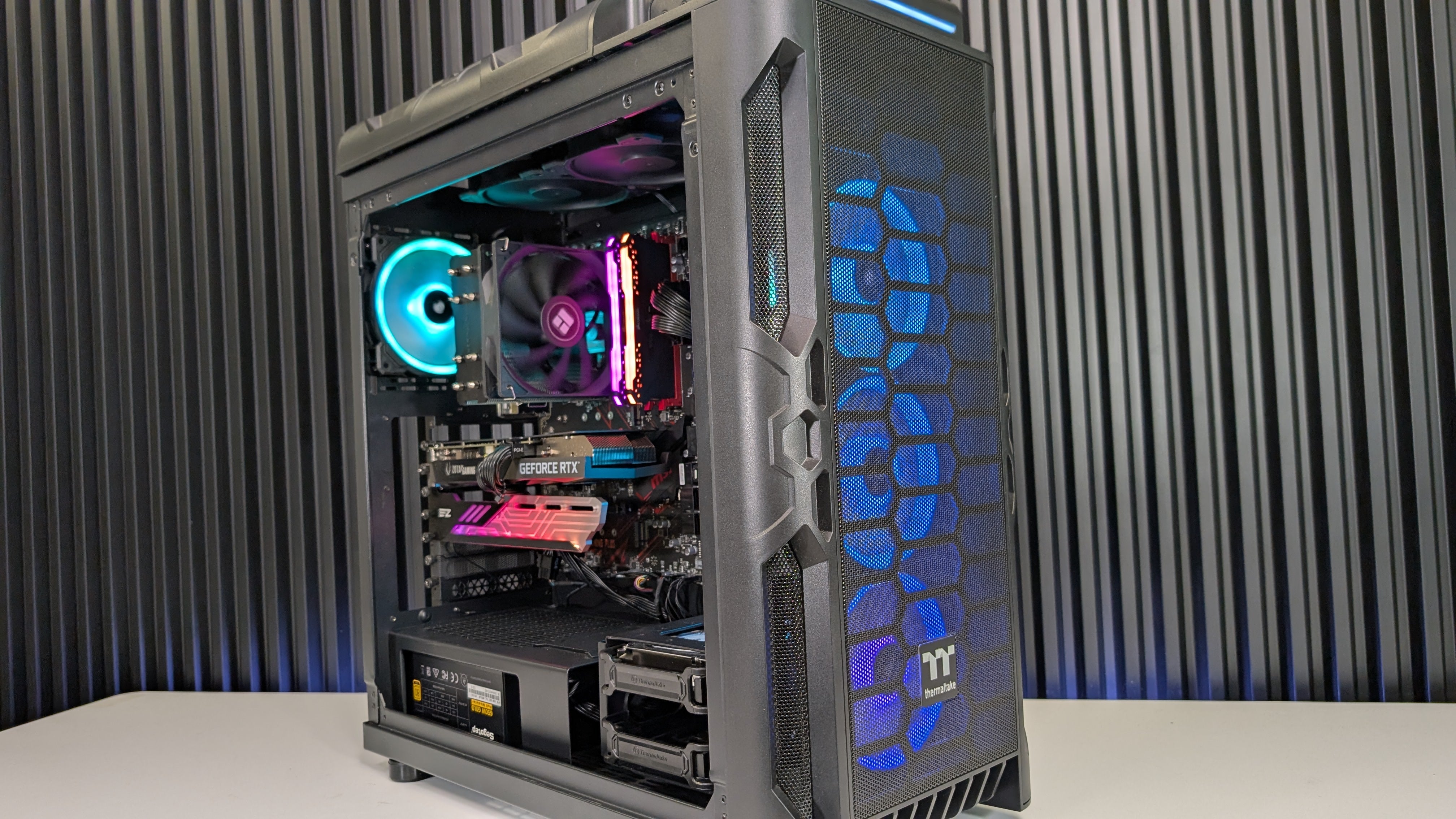 Intel i7 9700F + RTX 3060 12GB Gaming PC