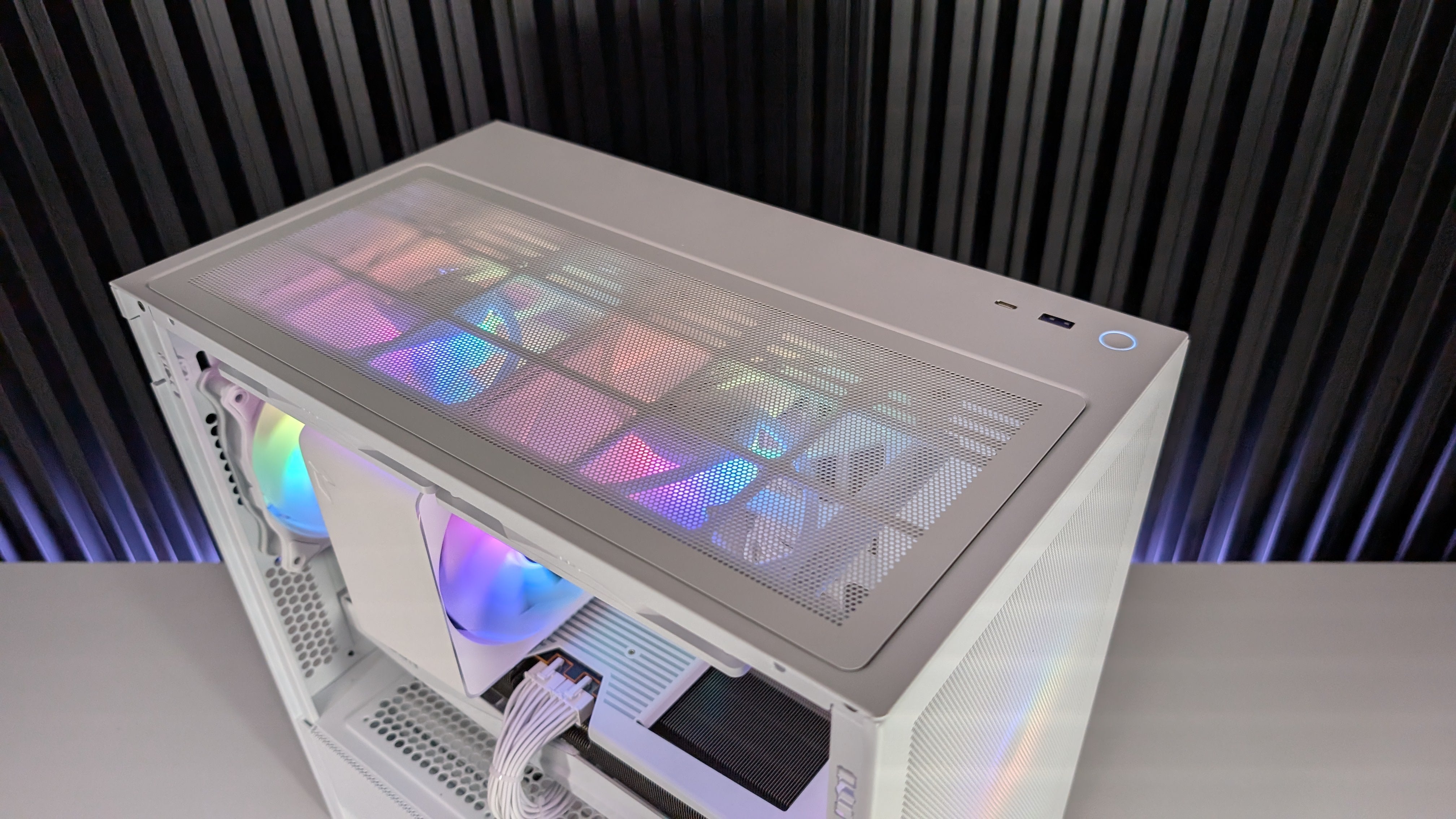 Intel Ultra 7 265K + RX 9070 XT Gaming/Streaming PC