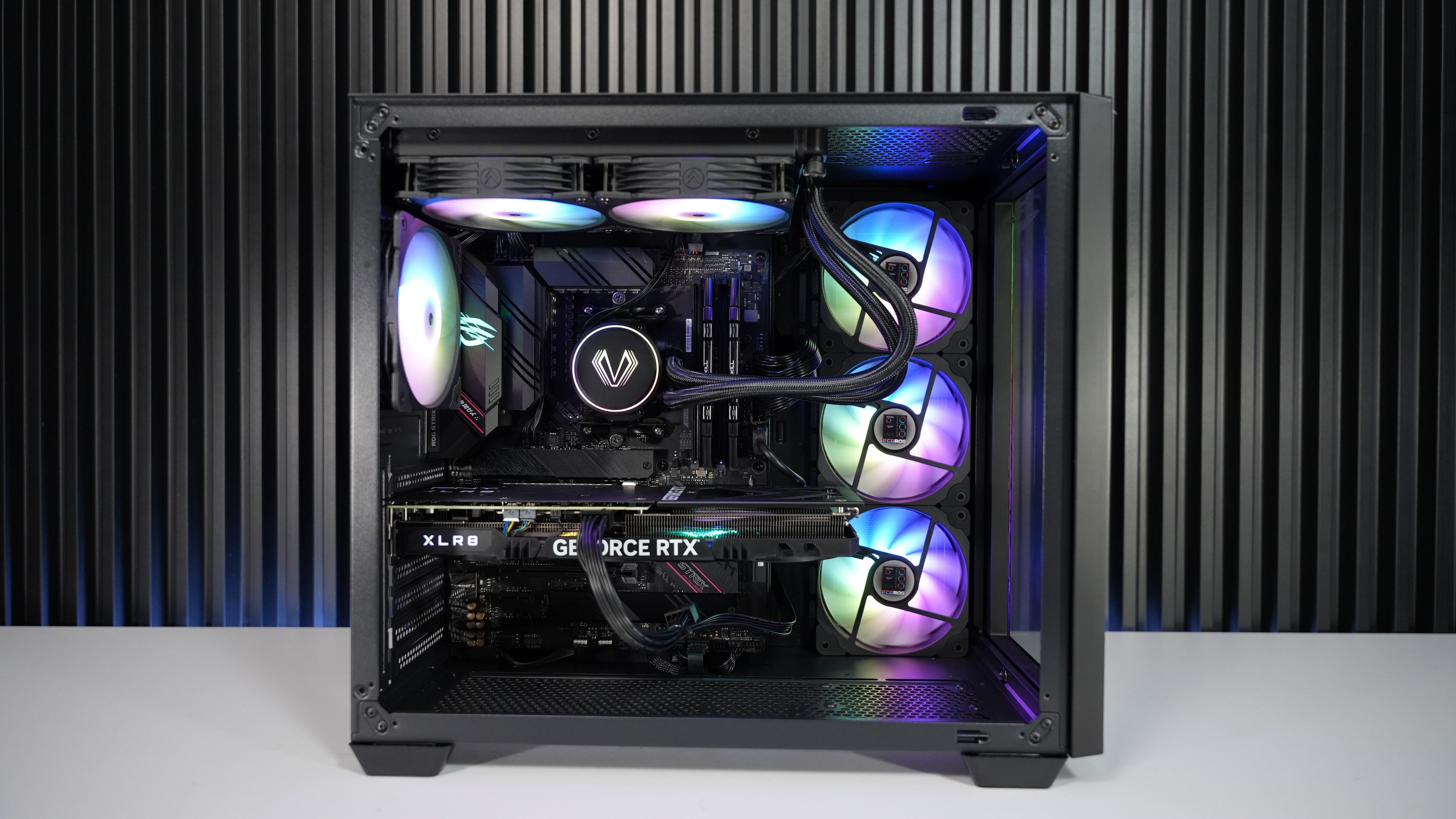 Ryzen 7 5800X + RTX 4070 Gaming/Streaming PC