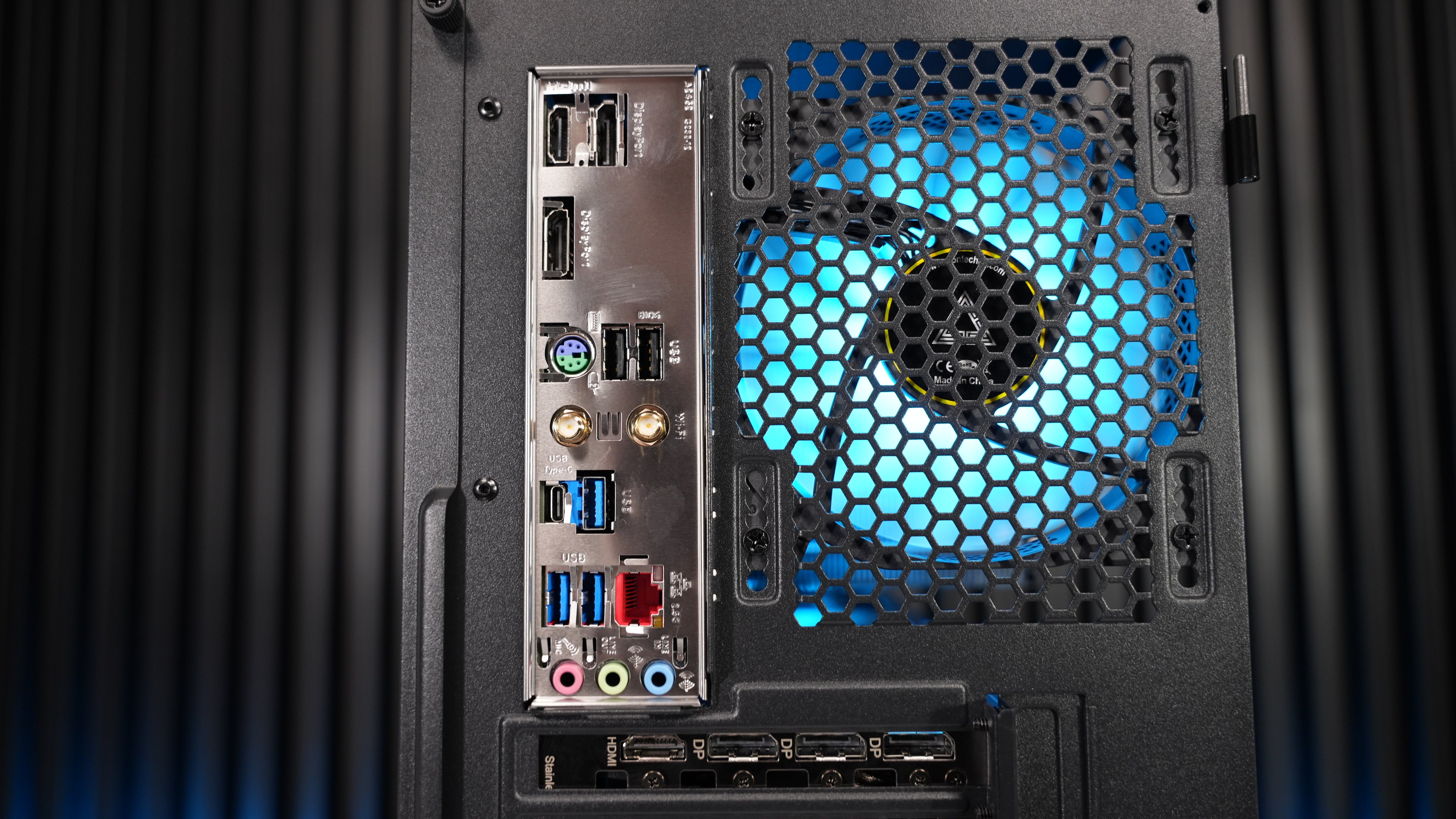 Ryzen 5 7600 + RTX 5060 Ti Gaming/Streaming PC