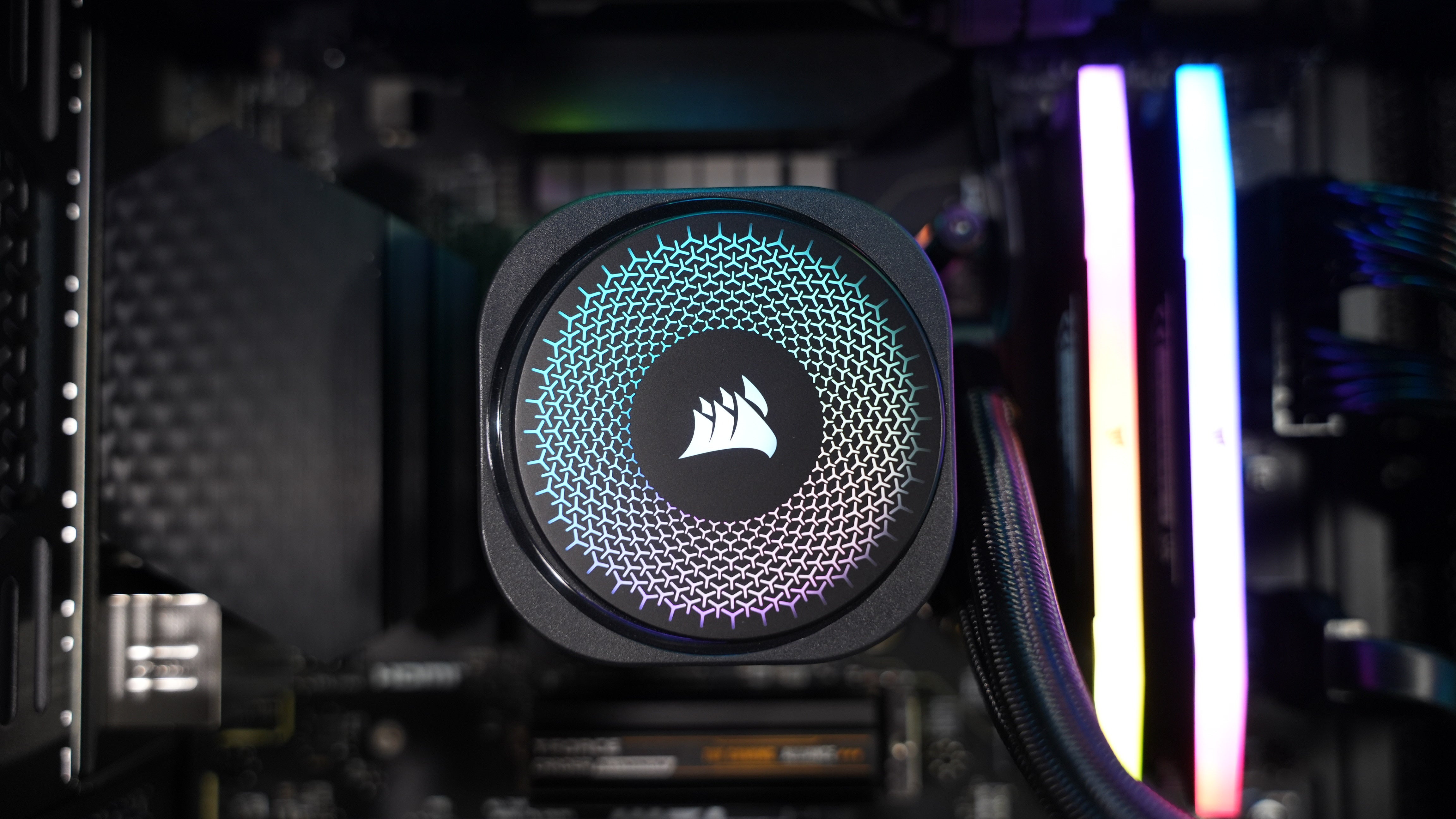 Intel i5 14600K + RX 7800XT Gaming/Streaming PC