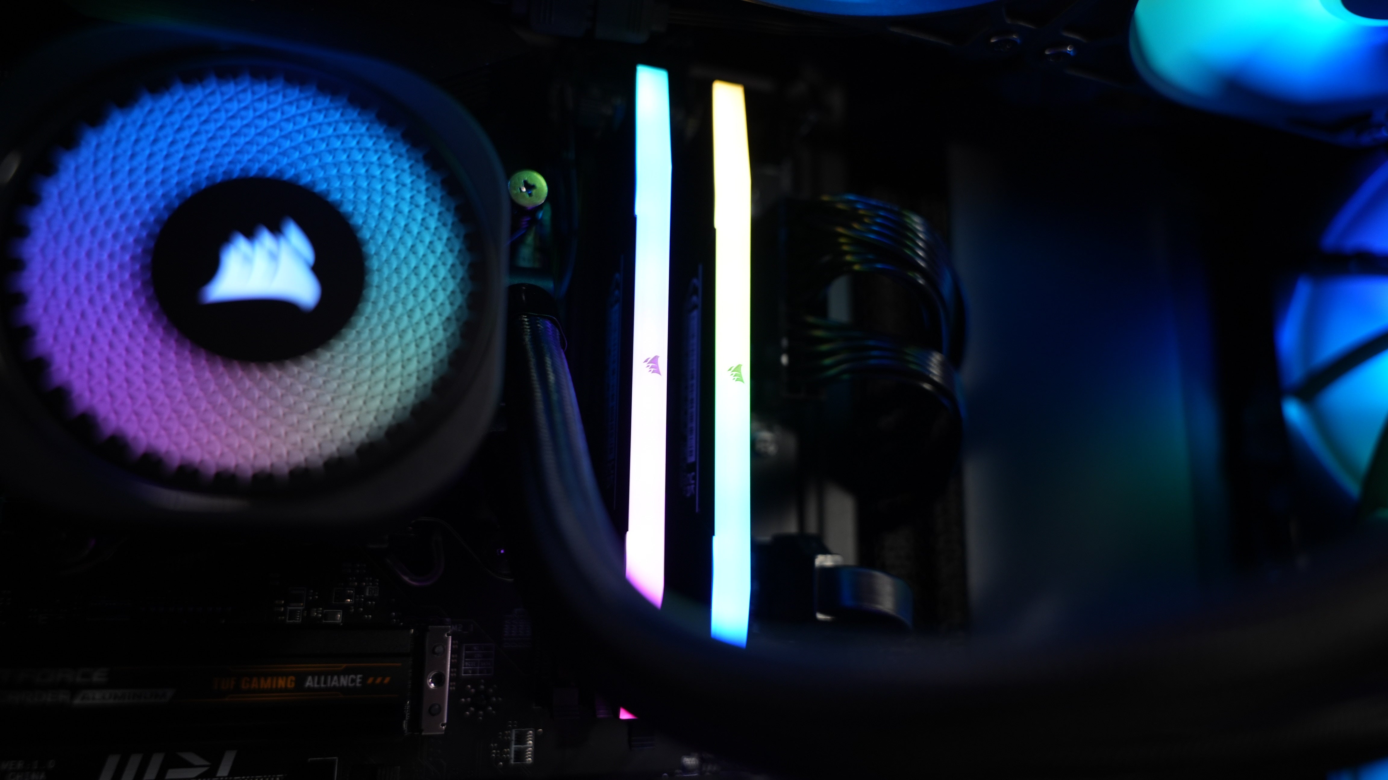 Intel i5 14600K + RX 7800XT Gaming/Streaming PC