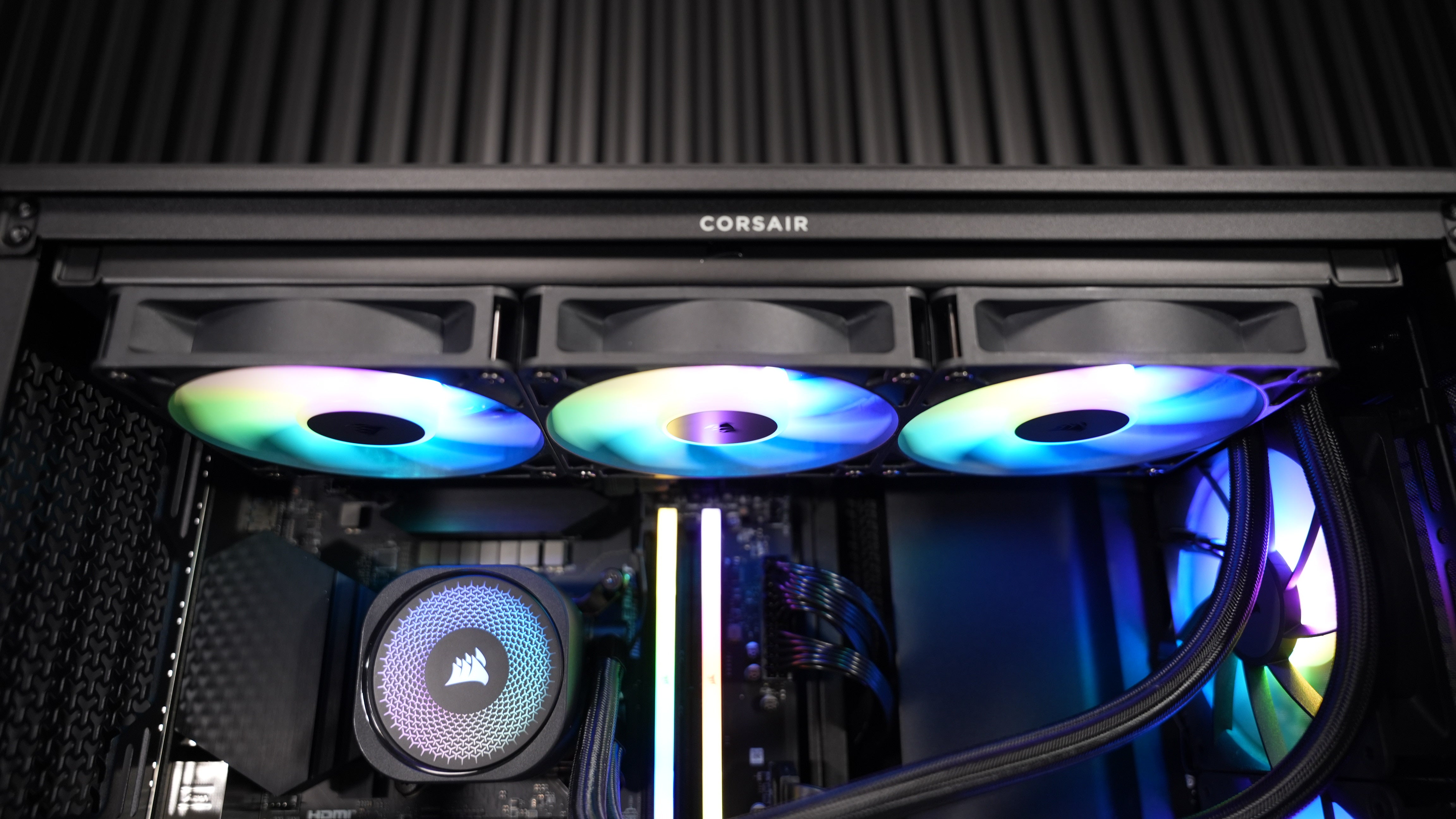Intel i5 14600K + RX 7800XT Gaming/Streaming PC