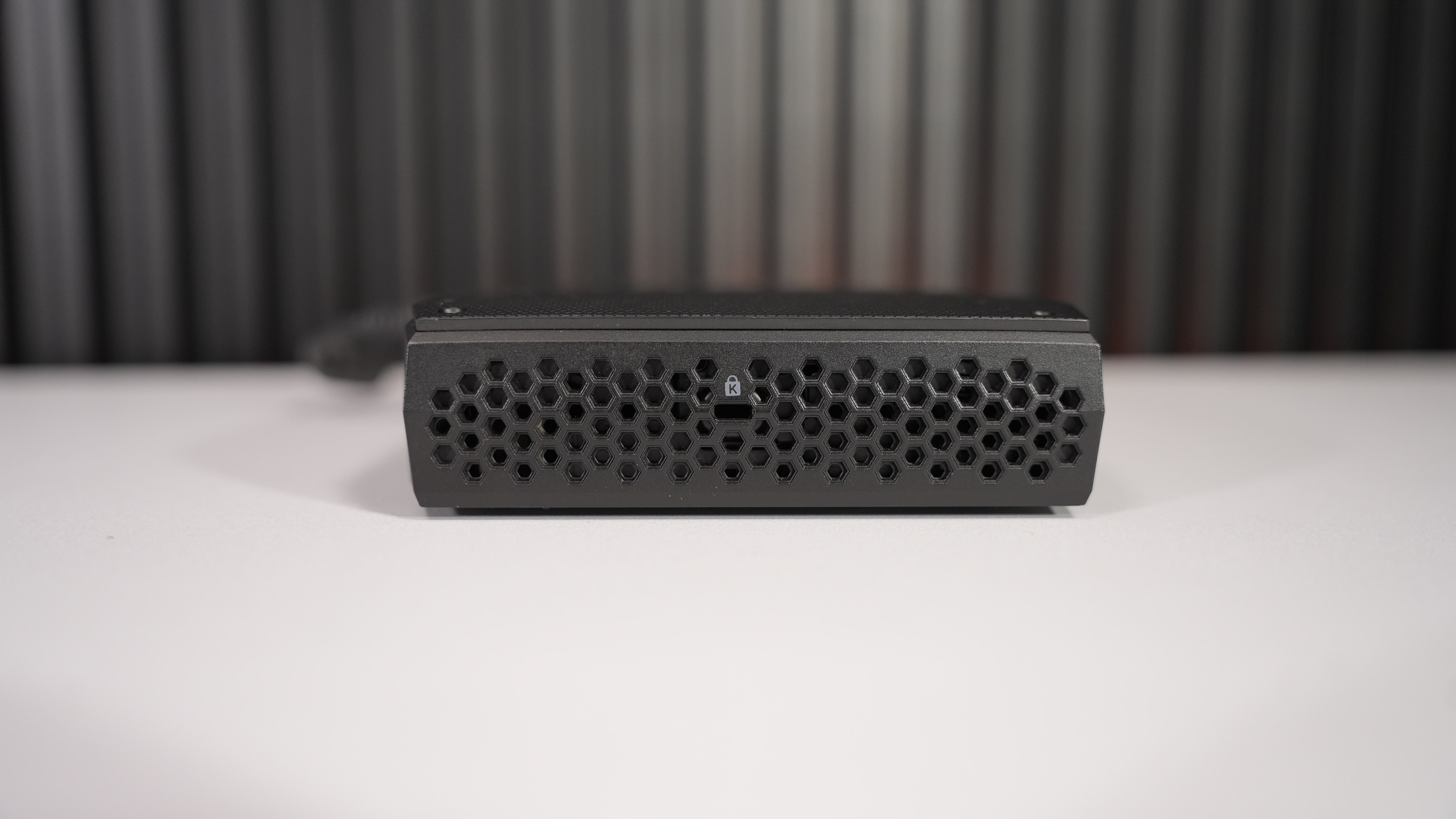 Intel NUC - Intel i5 8750G Mini PC