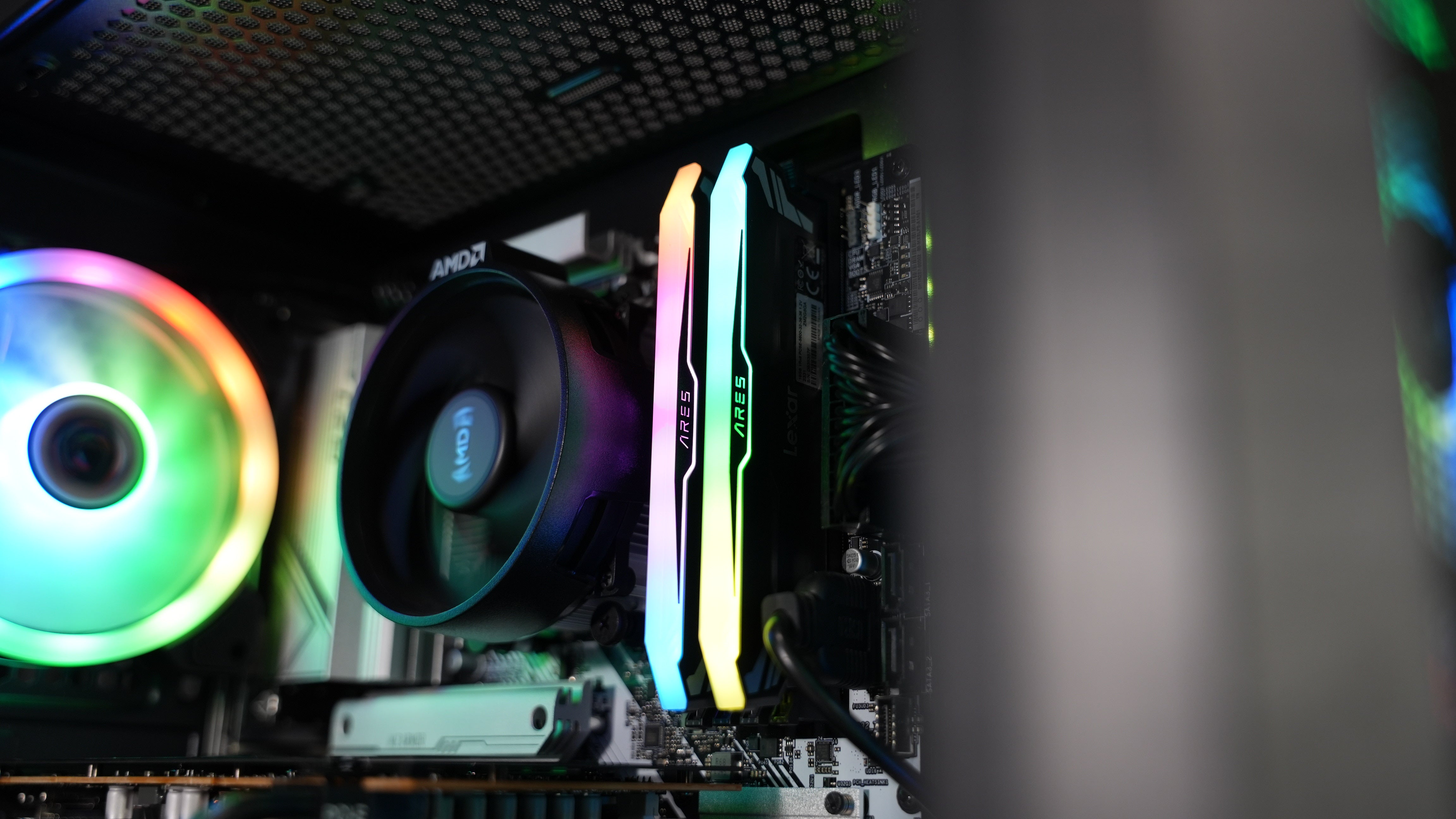 Ryzen 5 8600G + RX 7600 Gaming/Streaming PC