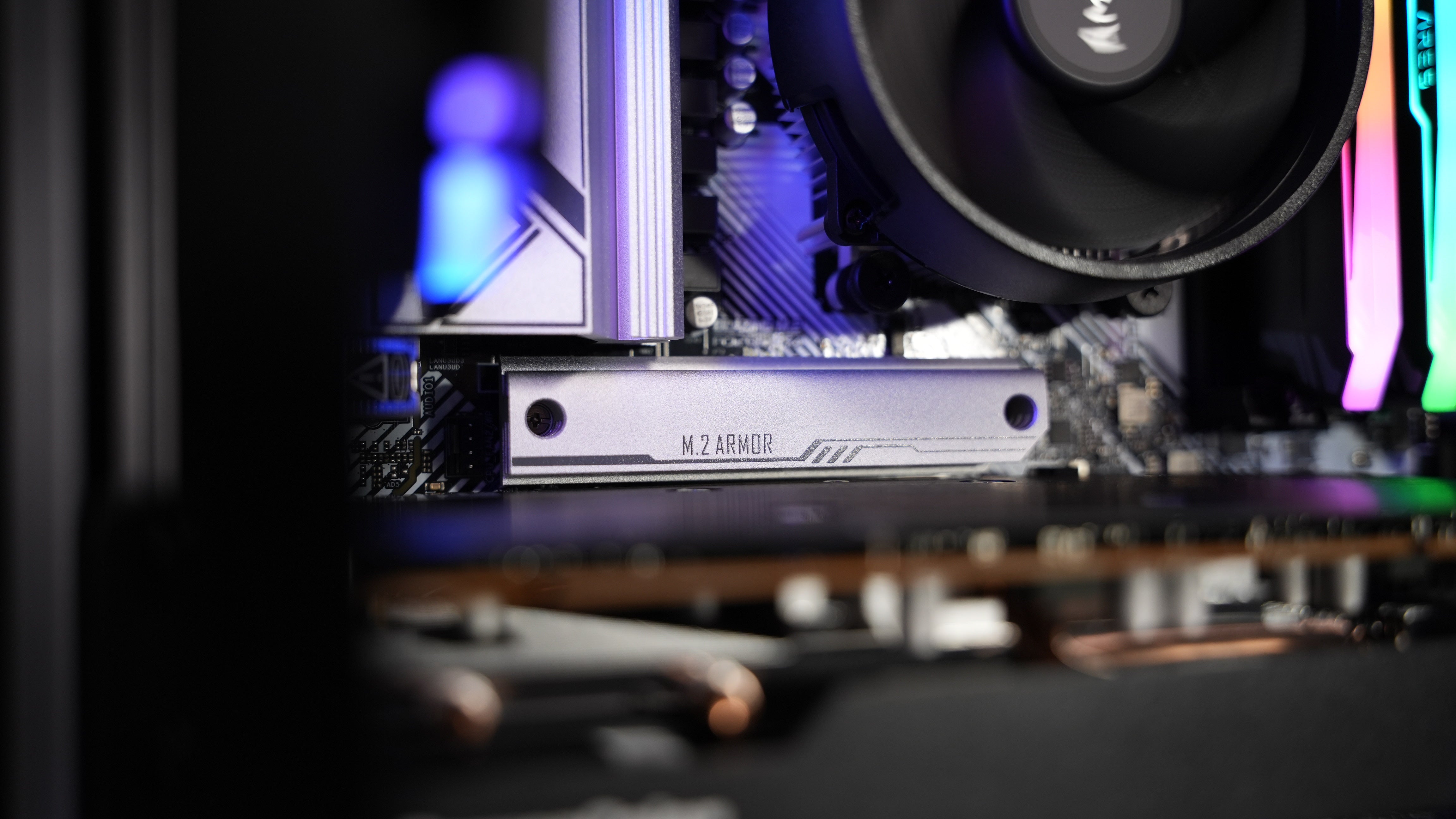 Ryzen 5 8600G + RX 7600 Gaming/Streaming PC