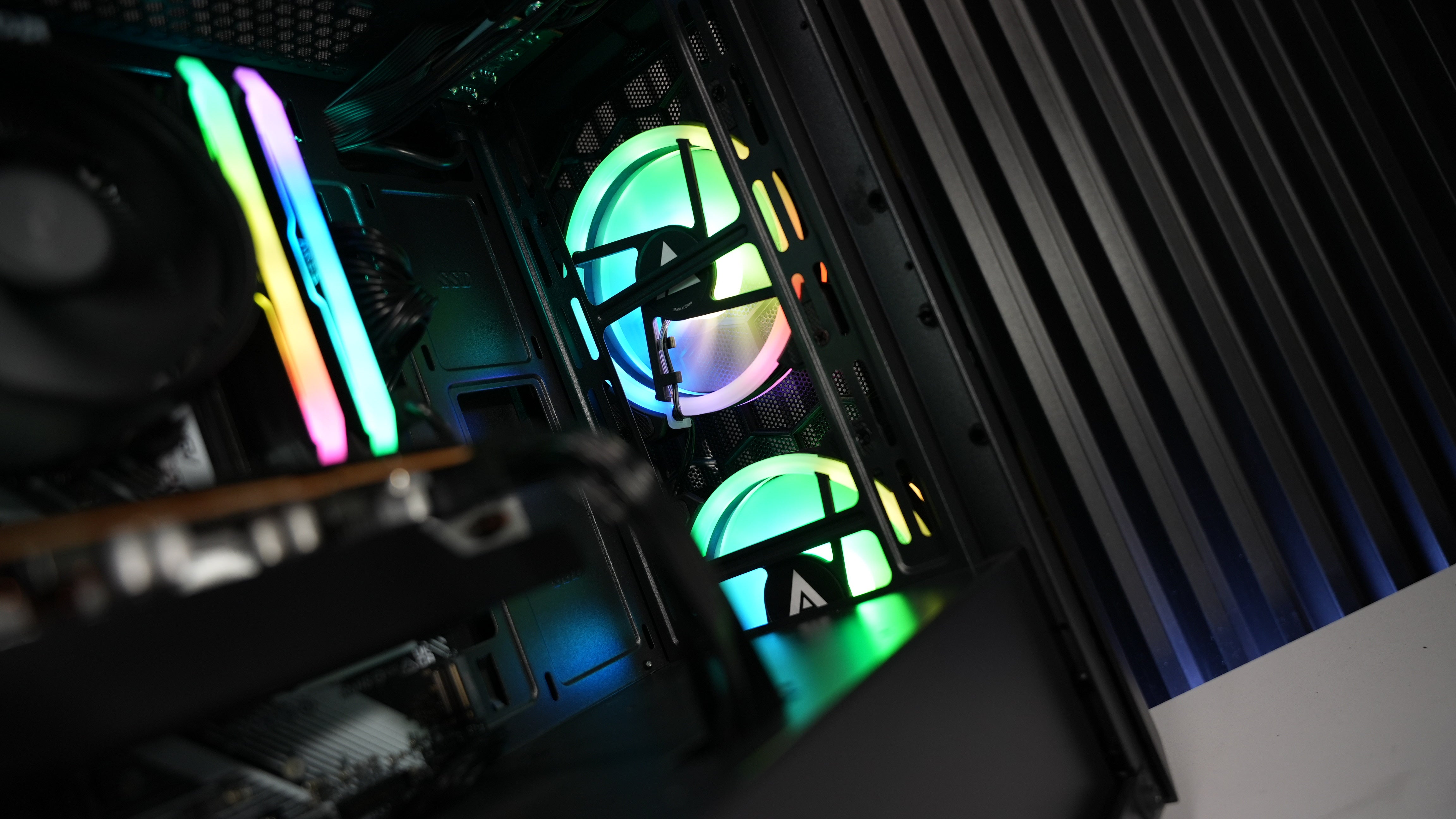 Ryzen 5 8600G + RX 7600 Gaming/Streaming PC